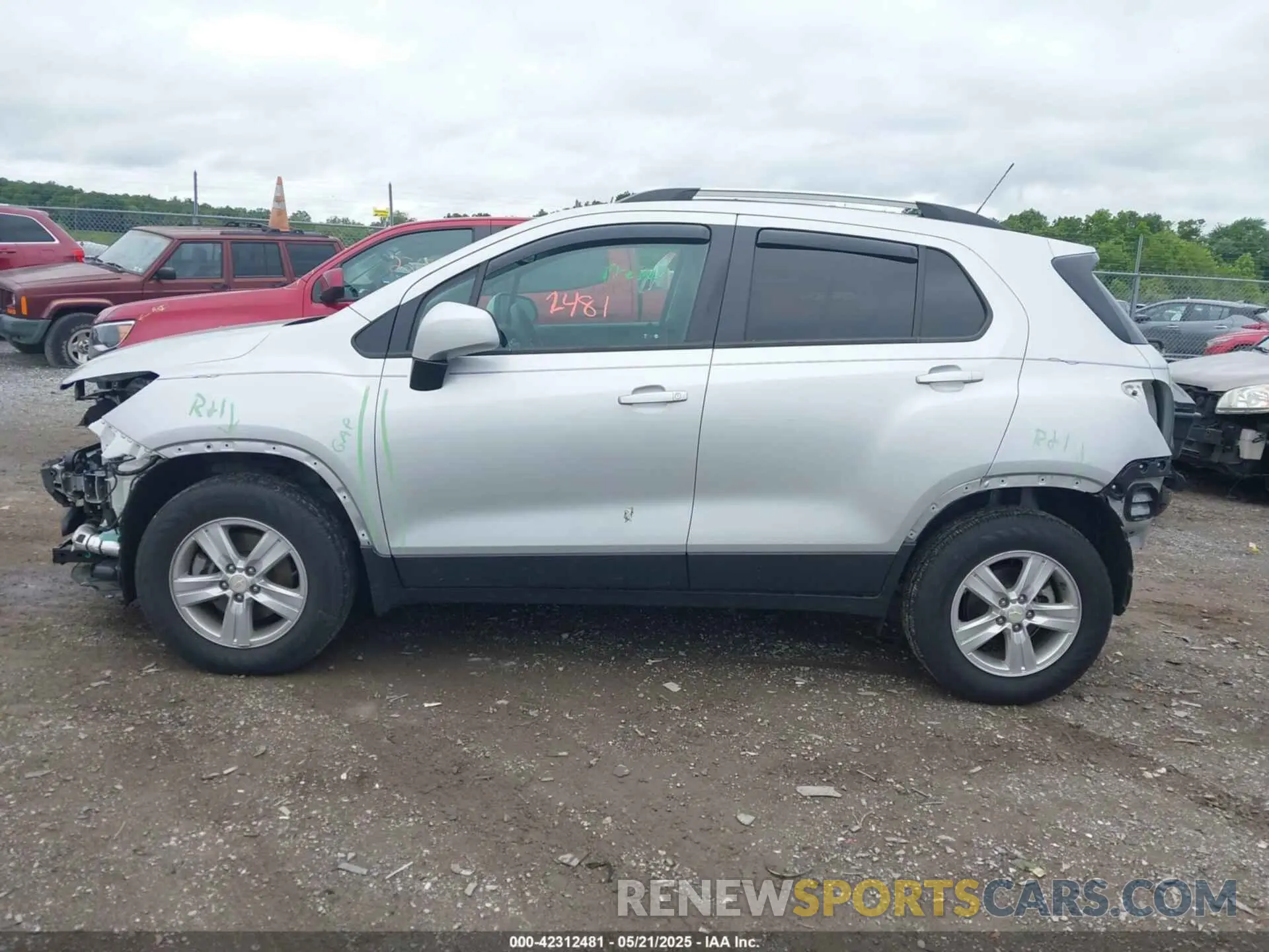 14 Photograph of a damaged car KL7CJPSM9MB362368 CHEVROLET TRAX 2021