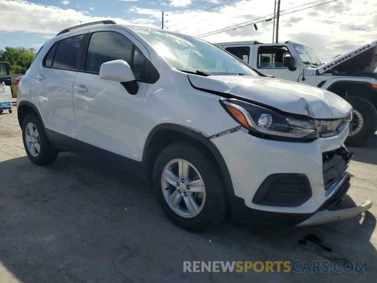 4 Photograph of a damaged car KL7CJPSM9MB363679 CHEVROLET TRAX 2021