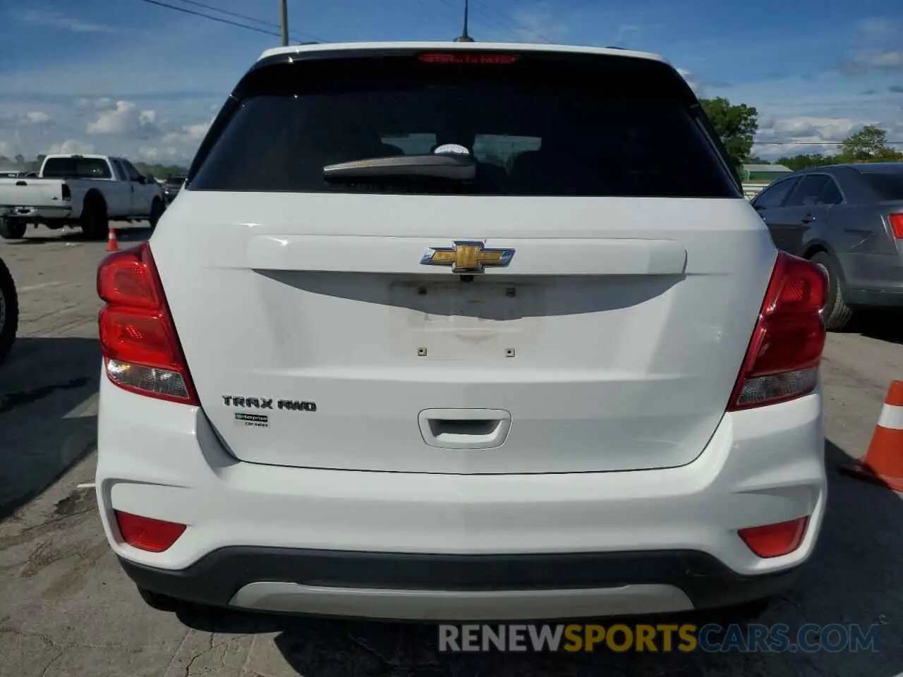 6 Photograph of a damaged car KL7CJPSM9MB363679 CHEVROLET TRAX 2021