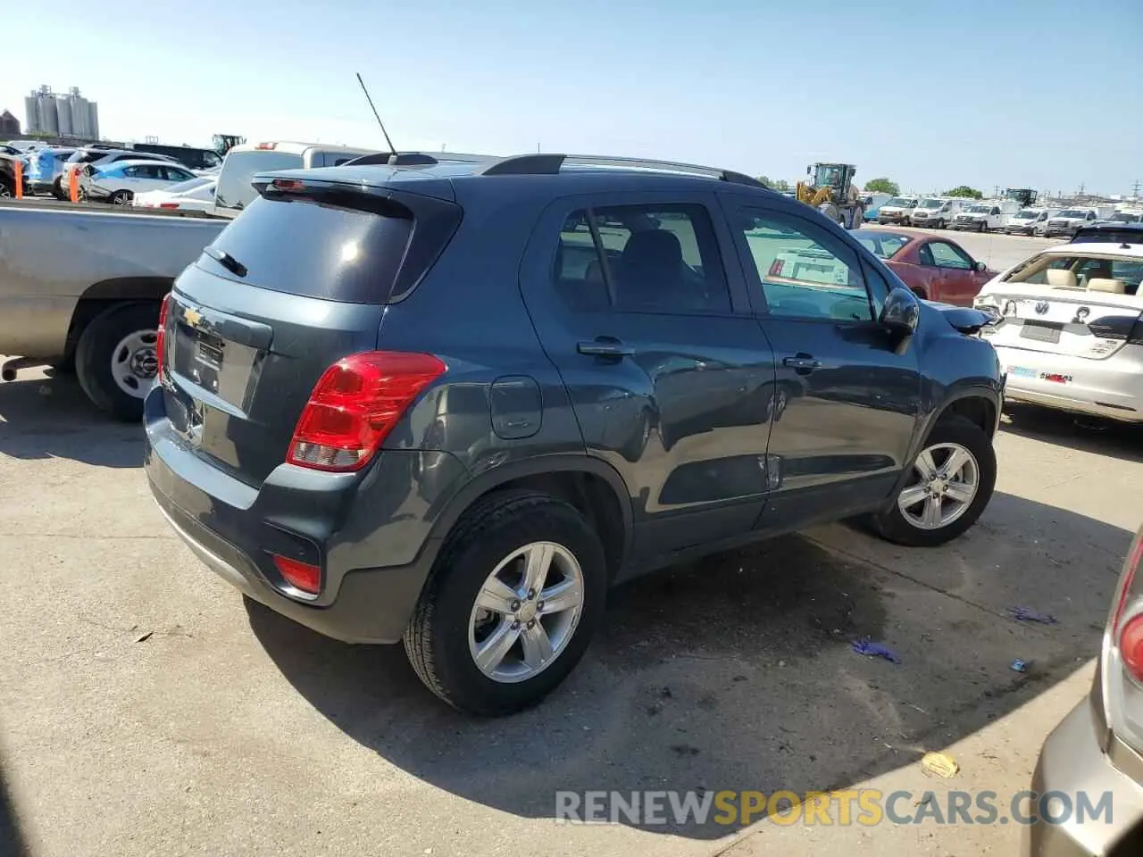 3 Photograph of a damaged car KL7CJPSMXMB360662 CHEVROLET TRAX 2021