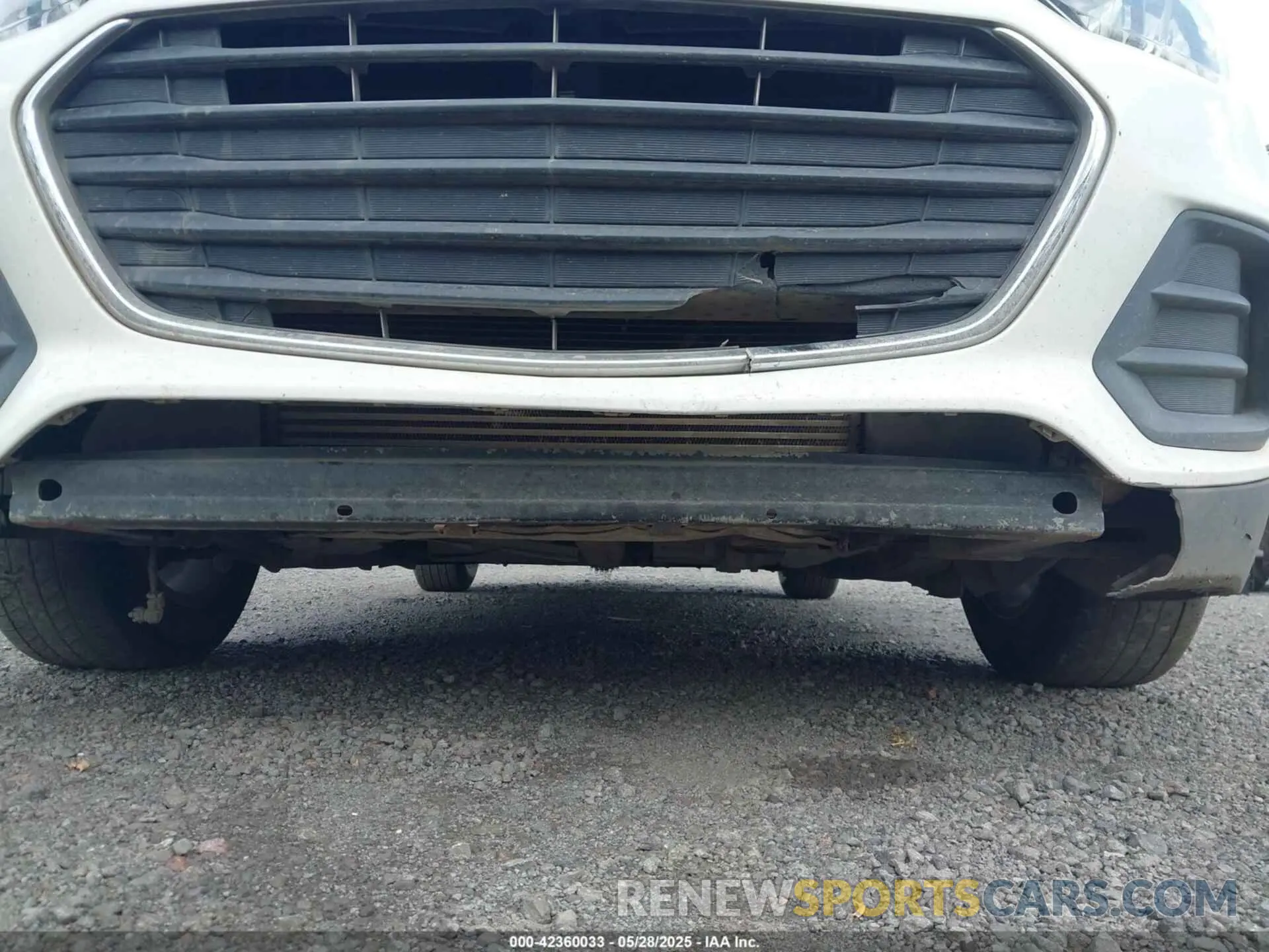 18 Photograph of a damaged car KL7CJKSM3NB524872 CHEVROLET TRAX 2022