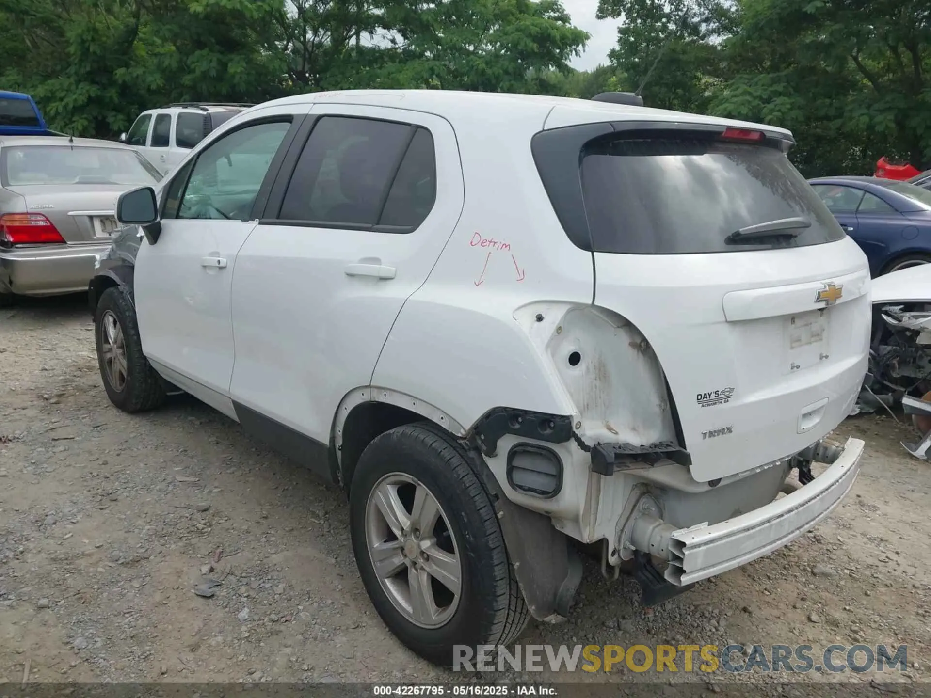 3 Photograph of a damaged car KL7CJKSM6NB526017 CHEVROLET TRAX 2022