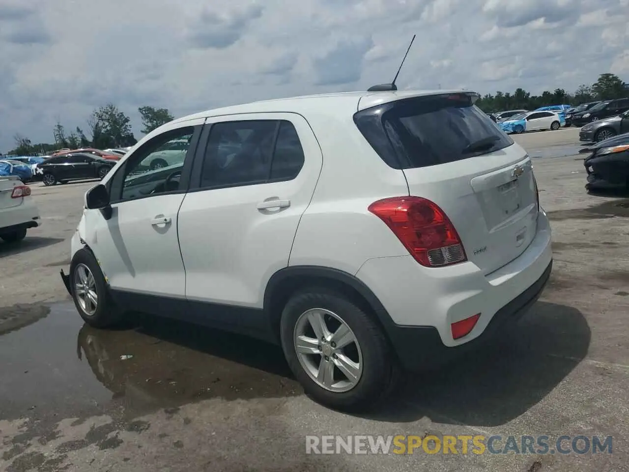 2 Photograph of a damaged car KL7CJKSM7NB530318 CHEVROLET TRAX 2022
