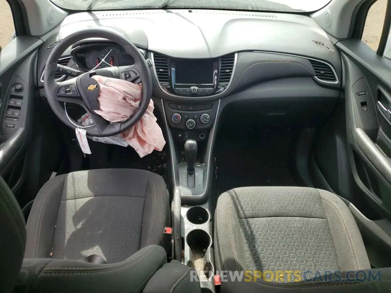 8 Photograph of a damaged car KL7CJKSM7NB549709 CHEVROLET TRAX 2022