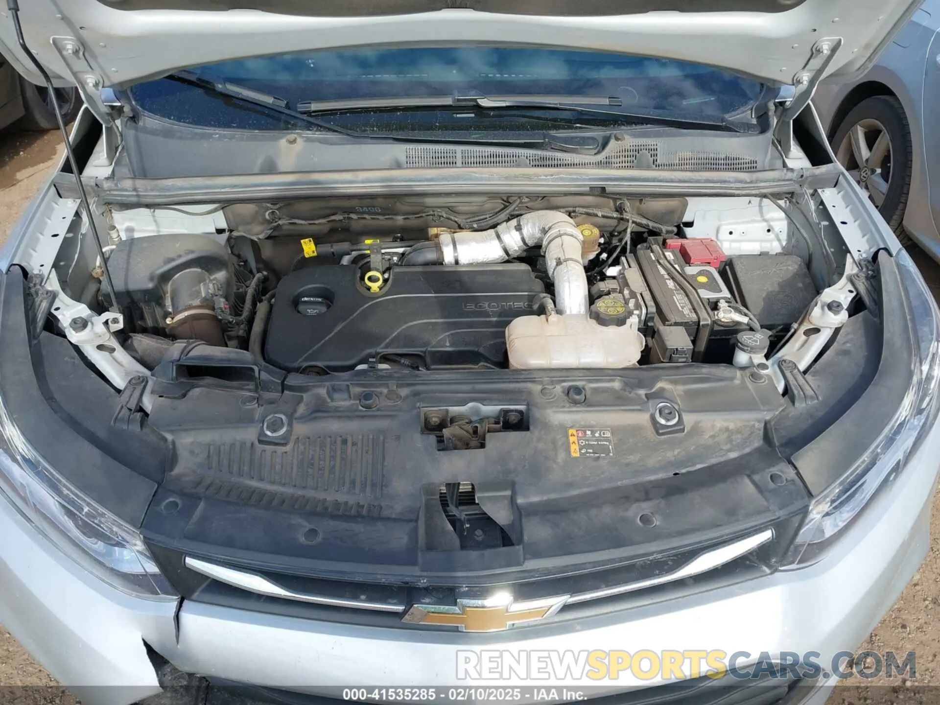 10 Photograph of a damaged car KL7CJKSMXNB555858 CHEVROLET TRAX 2022
