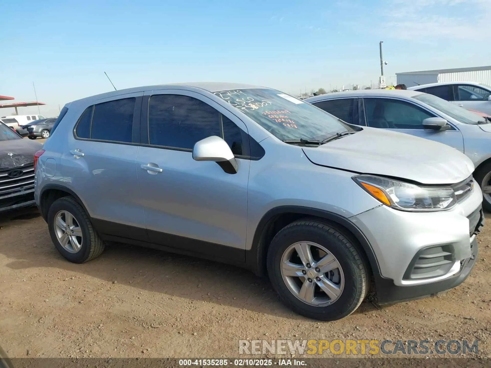 13 Photograph of a damaged car KL7CJKSMXNB555858 CHEVROLET TRAX 2022