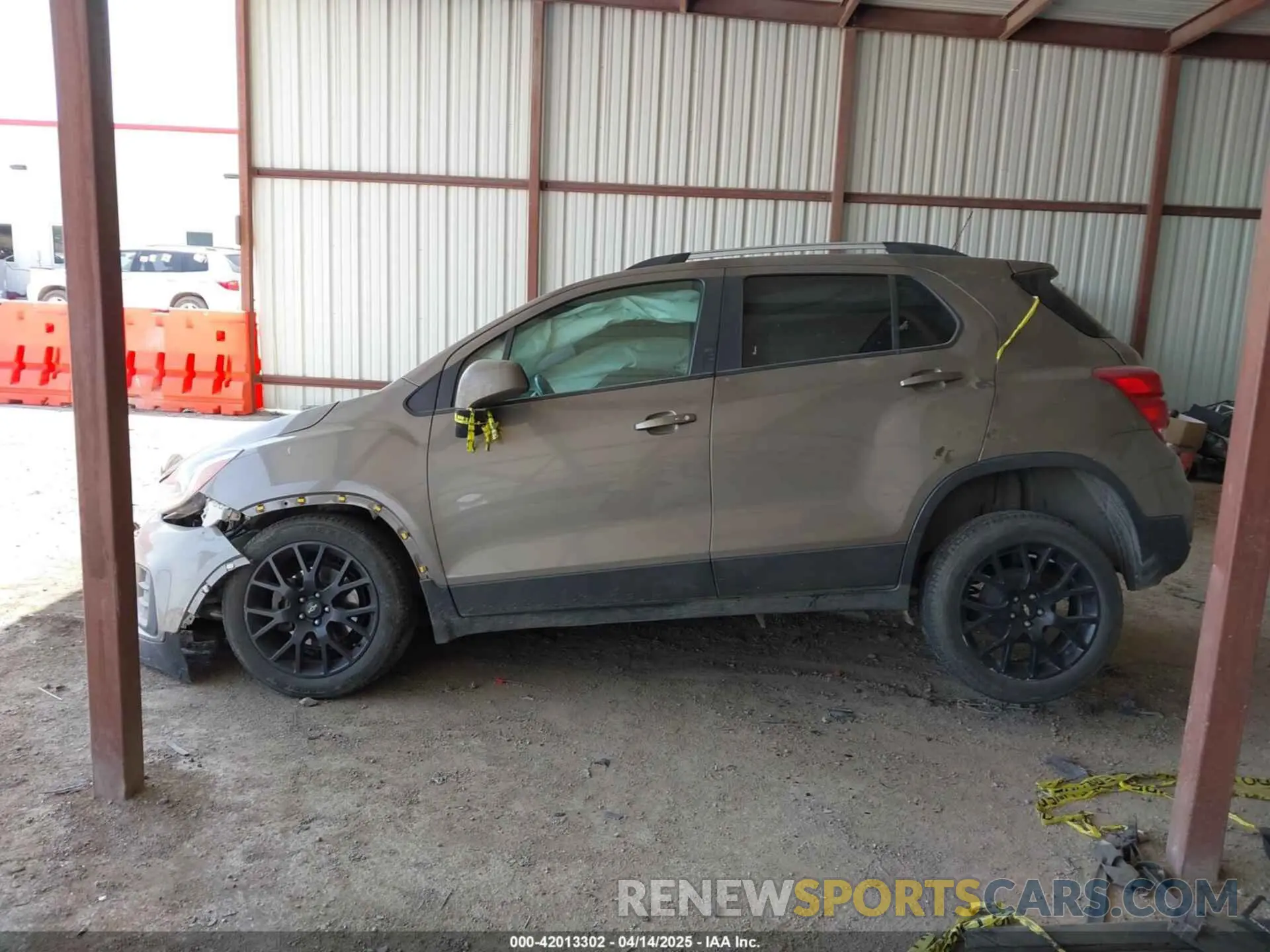 14 Photograph of a damaged car KL7CJLSM2NB514680 CHEVROLET TRAX 2022