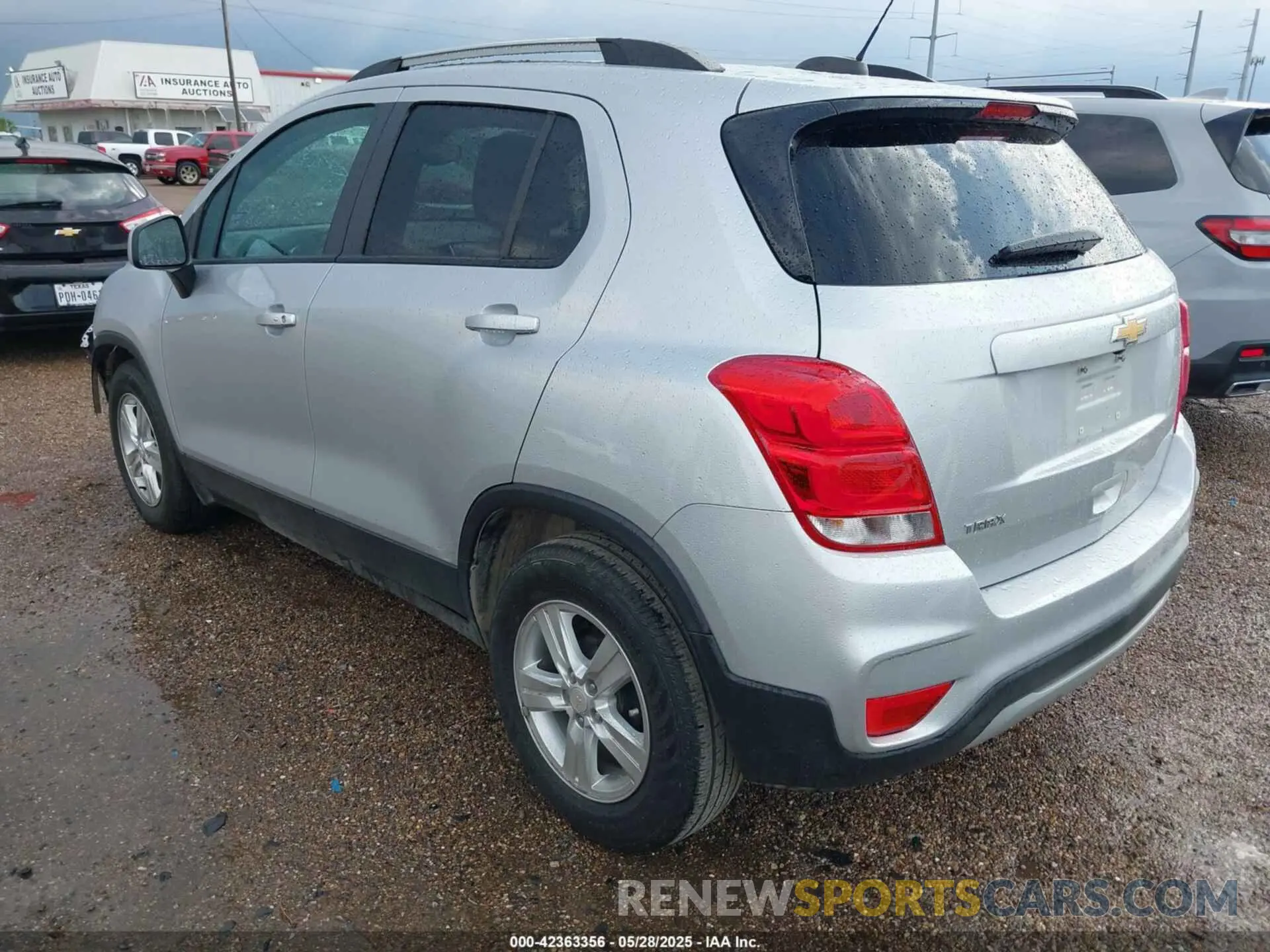 3 Photograph of a damaged car KL7CJLSM3NB536753 CHEVROLET TRAX 2022