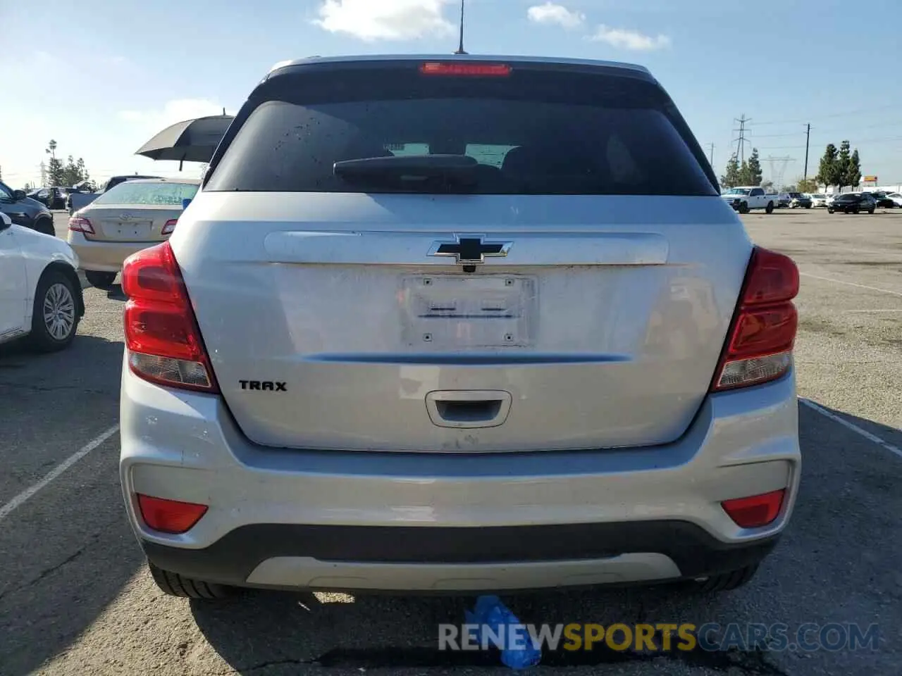 6 Photograph of a damaged car KL7CJLSM4NB551147 CHEVROLET TRAX 2022