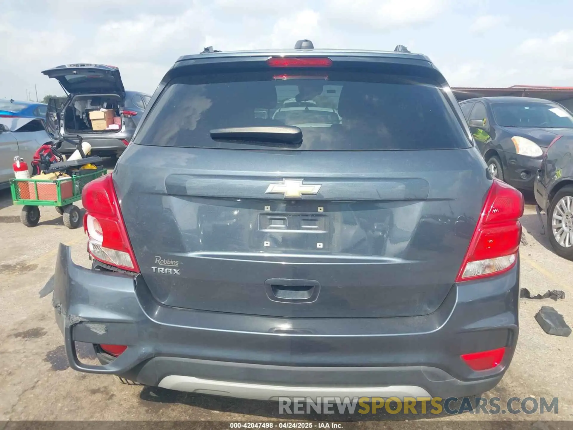 15 Photograph of a damaged car KL7CJLSM6NB568077 CHEVROLET TRAX 2022