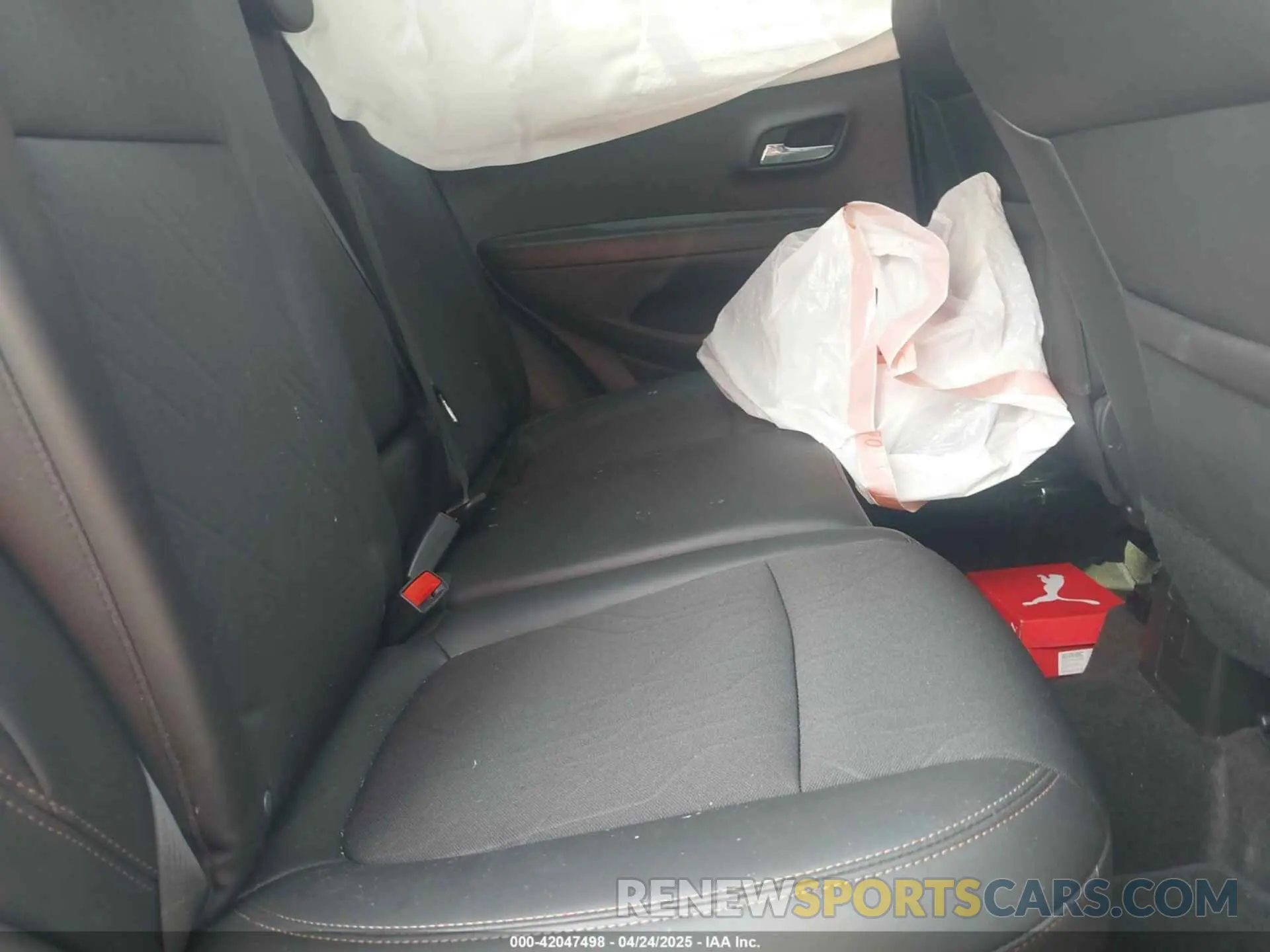 8 Photograph of a damaged car KL7CJLSM6NB568077 CHEVROLET TRAX 2022
