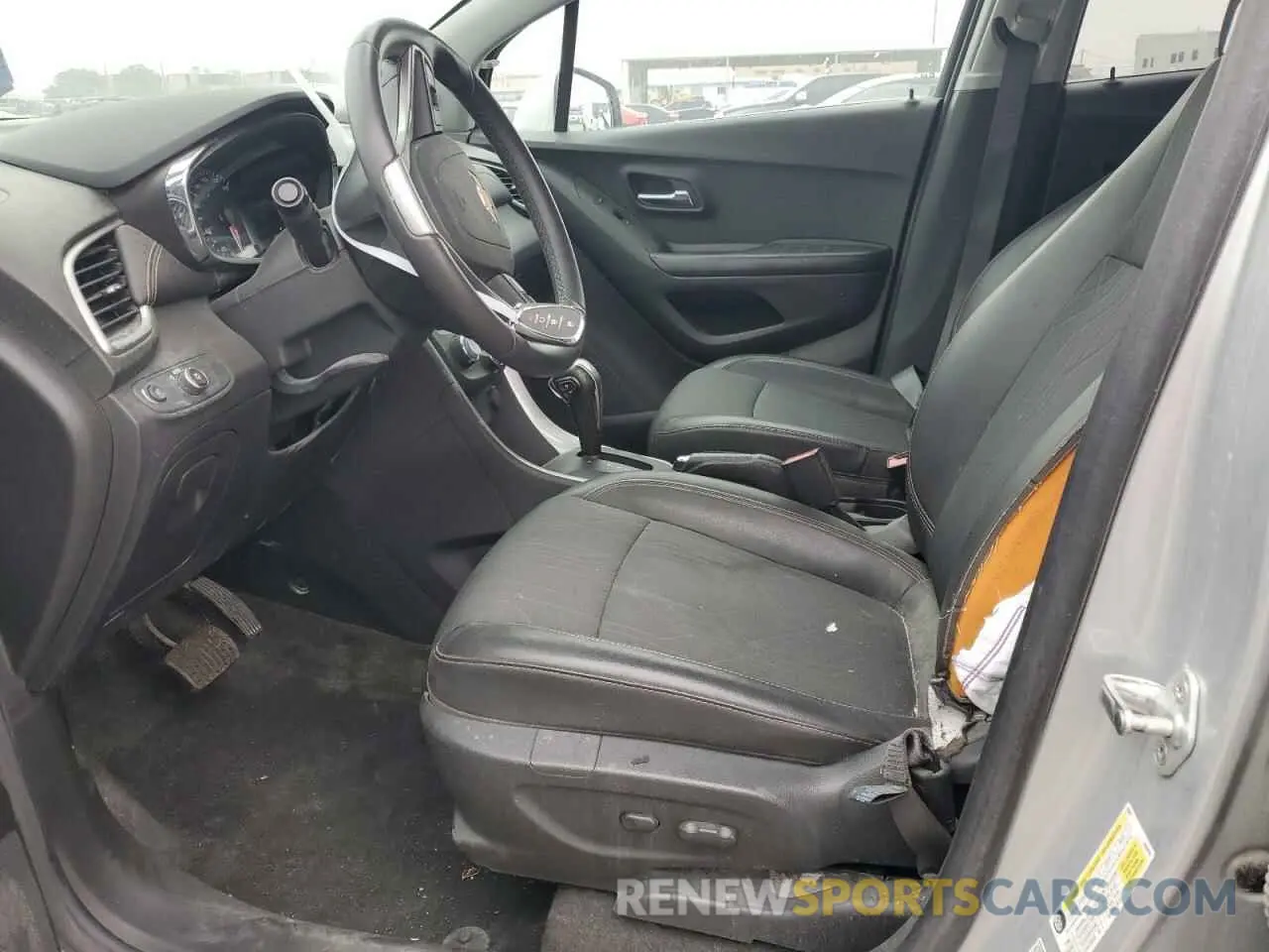 7 Photograph of a damaged car KL7CJLSM7NB503125 CHEVROLET TRAX 2022