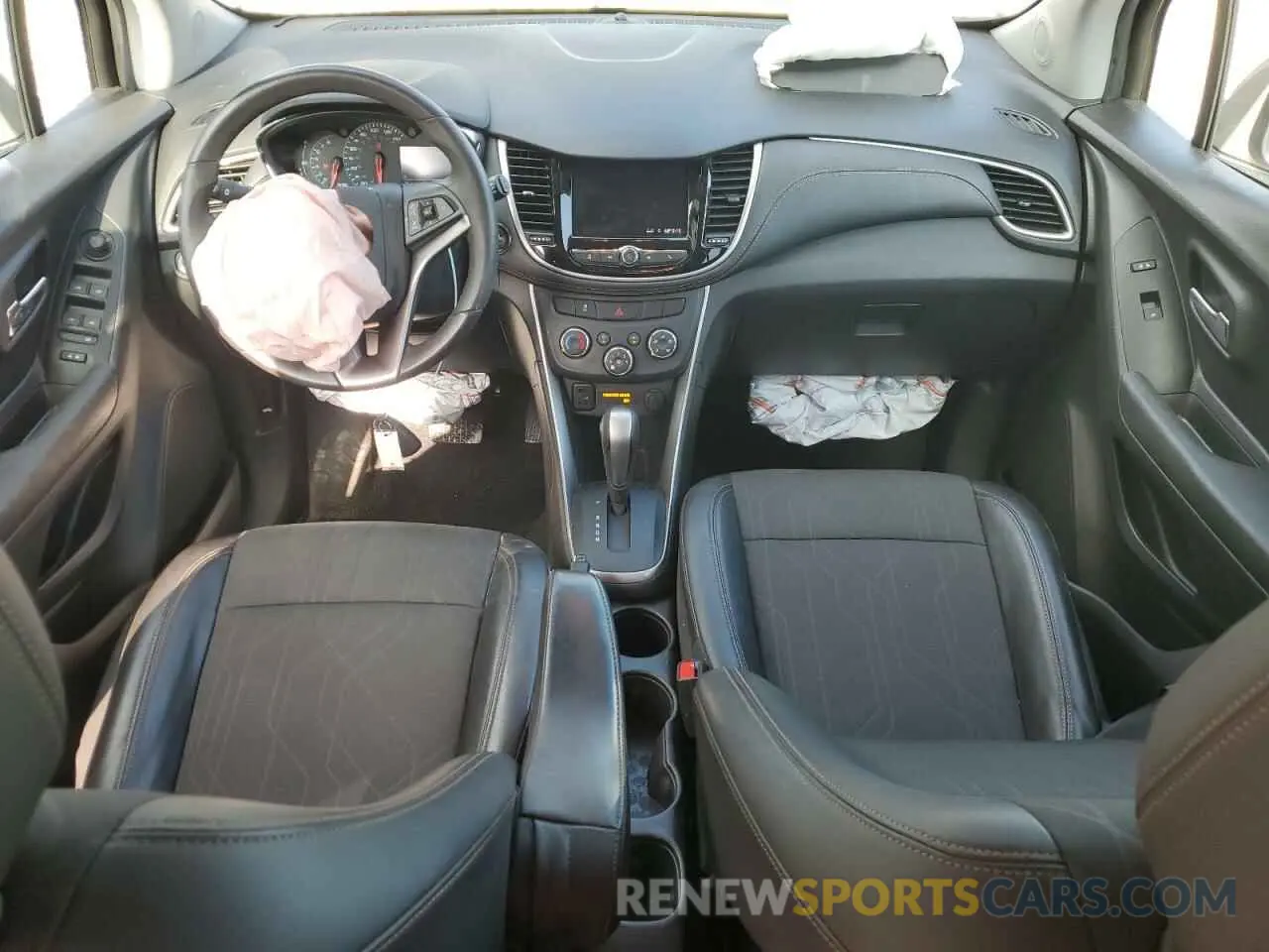 8 Photograph of a damaged car KL7CJLSM7NB566726 CHEVROLET TRAX 2022