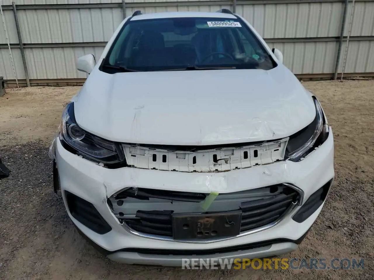 5 Photograph of a damaged car KL7CJLSM7NB568766 CHEVROLET TRAX 2022