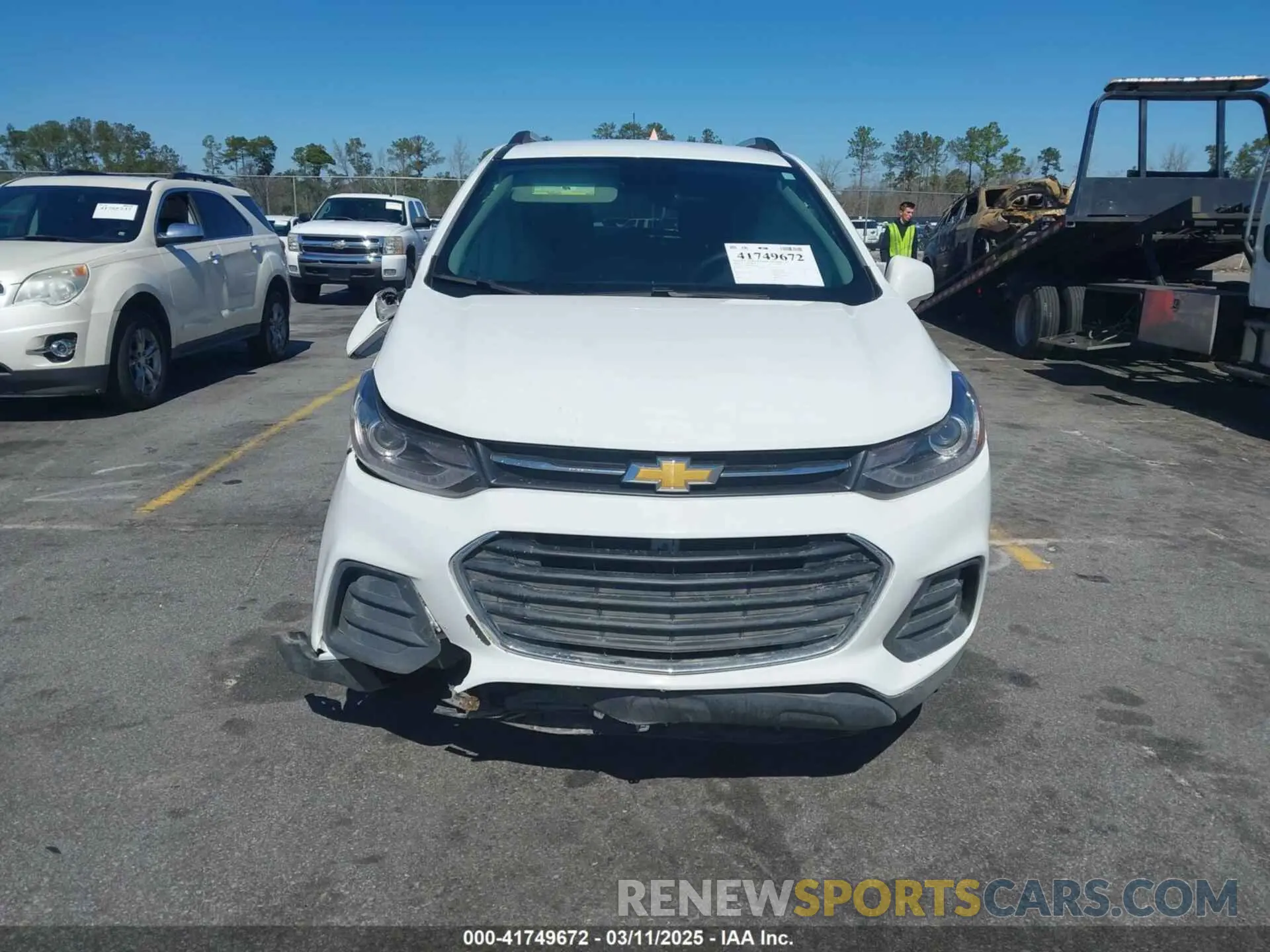 12 Photograph of a damaged car KL7CJLSM9NB561981 CHEVROLET TRAX 2022