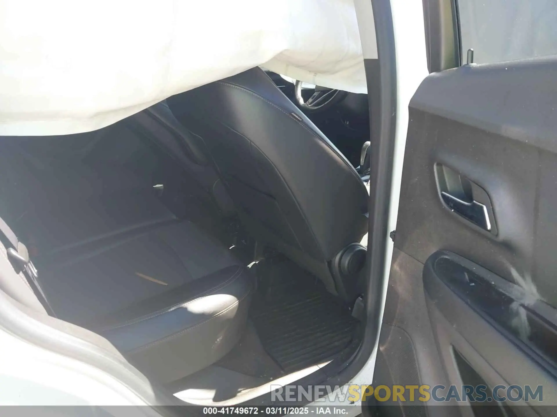 8 Photograph of a damaged car KL7CJLSM9NB561981 CHEVROLET TRAX 2022