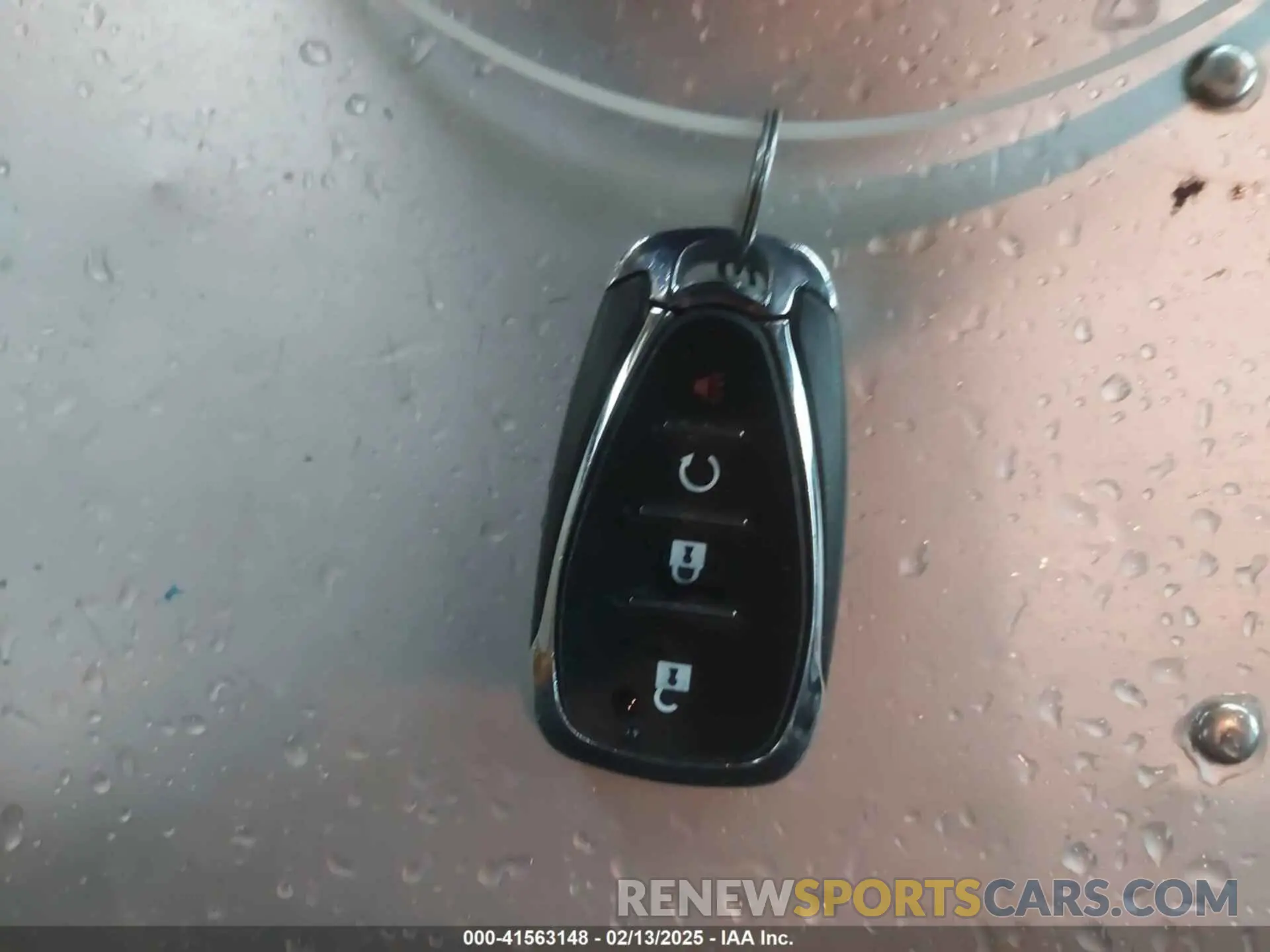11 Photograph of a damaged car KL7CJLSMXNB552223 CHEVROLET TRAX 2022