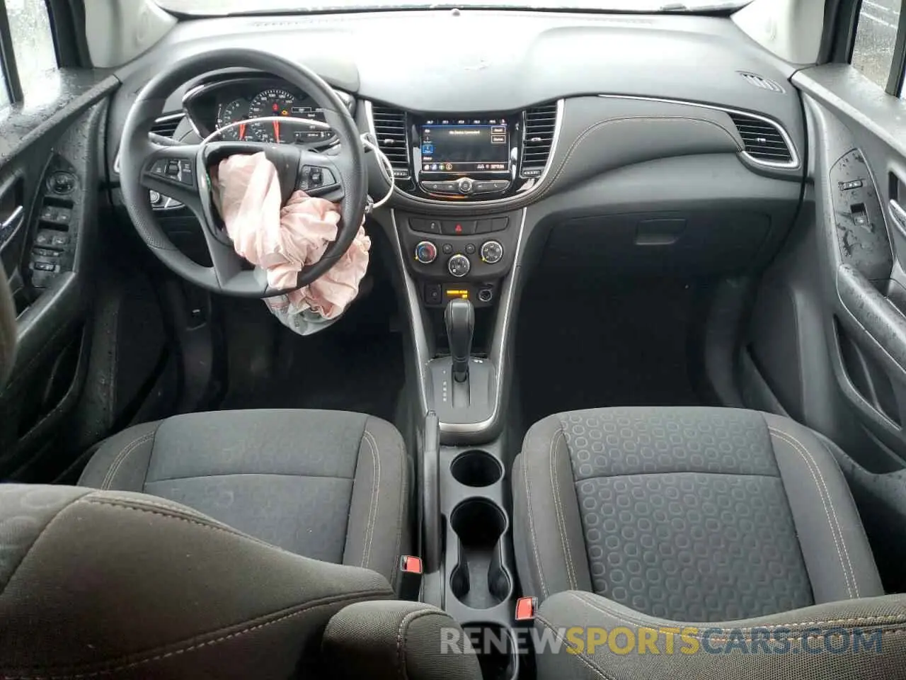 8 Photograph of a damaged car KL7CJNSM1NB547813 CHEVROLET TRAX 2022