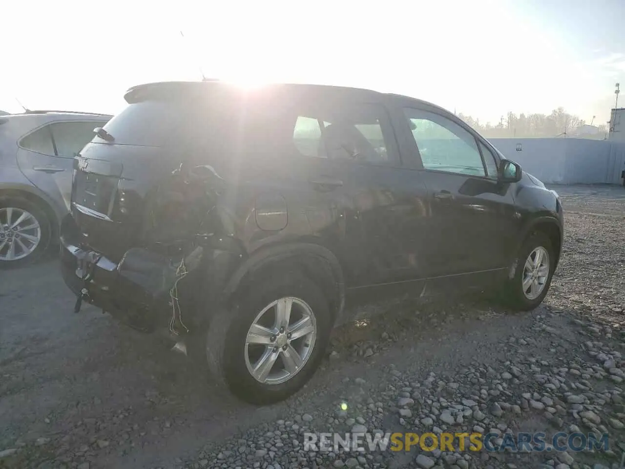 3 Photograph of a damaged car KL7CJNSM2NB502895 CHEVROLET TRAX 2022