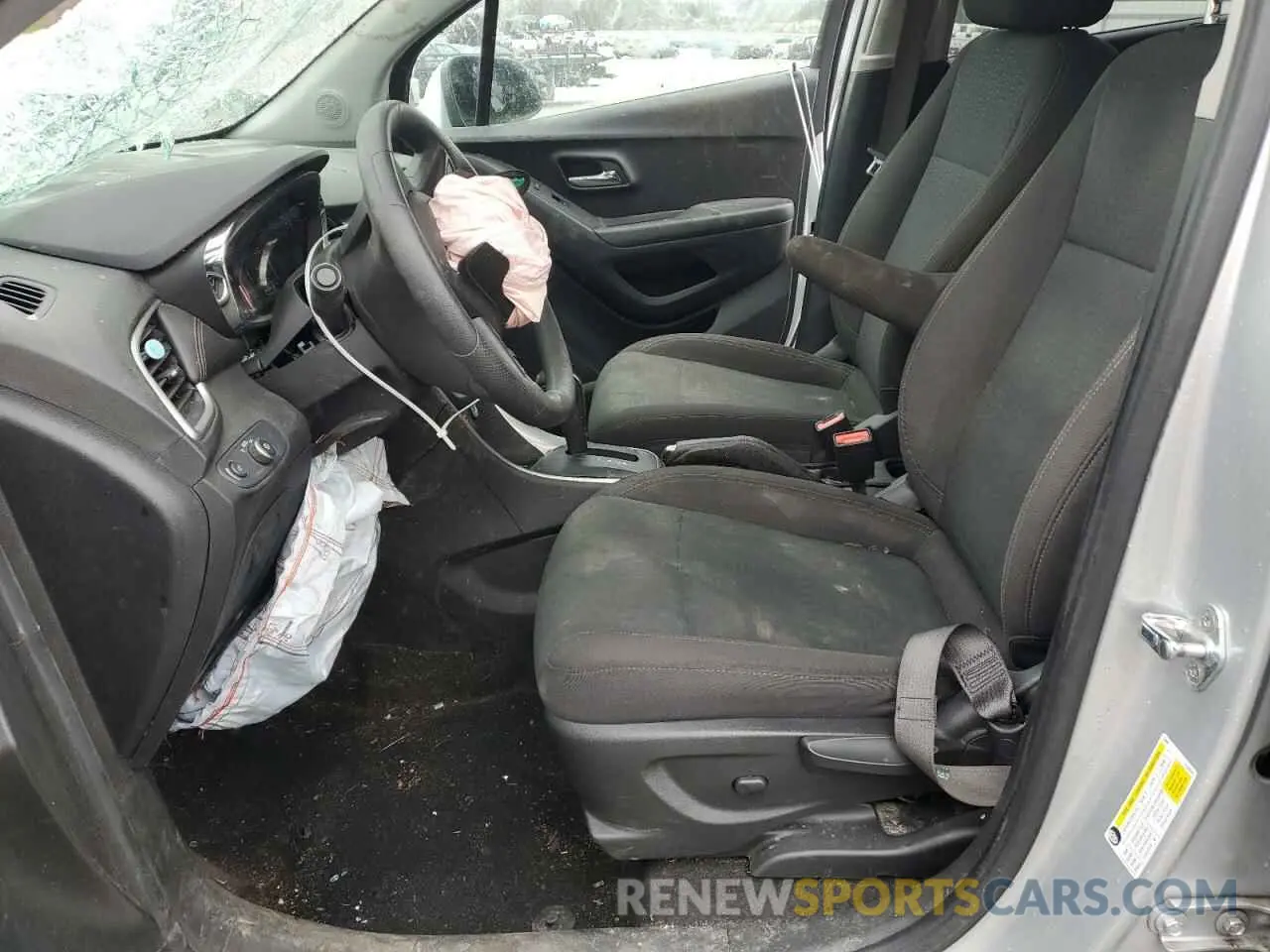 7 Photograph of a damaged car KL7CJNSM2NB552163 CHEVROLET TRAX 2022