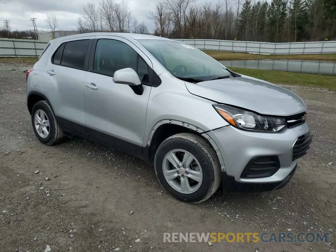 4 Photograph of a damaged car KL7CJNSM3NB520631 CHEVROLET TRAX 2022