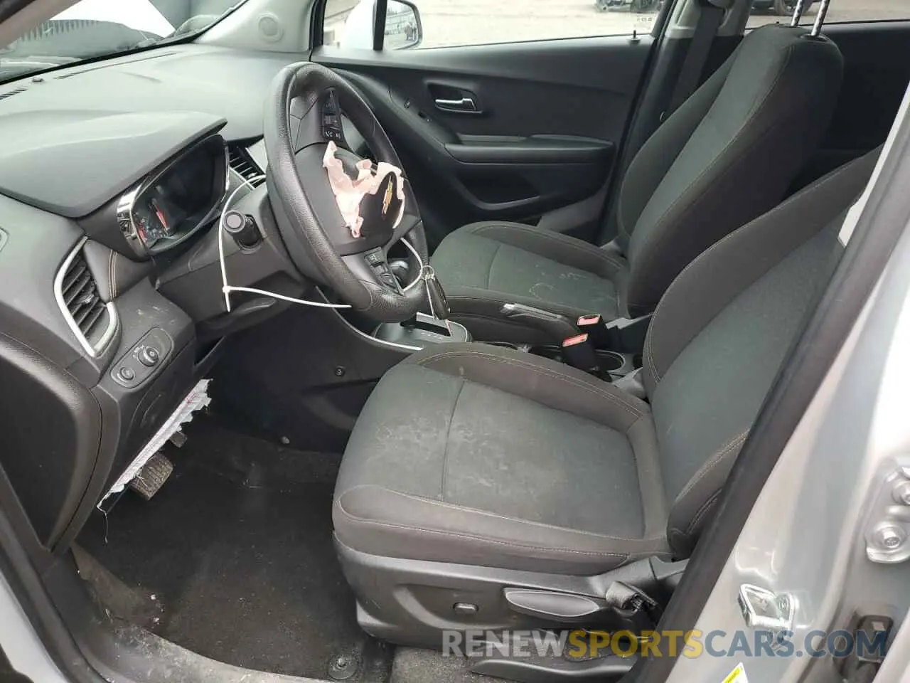 7 Photograph of a damaged car KL7CJNSM3NB520631 CHEVROLET TRAX 2022