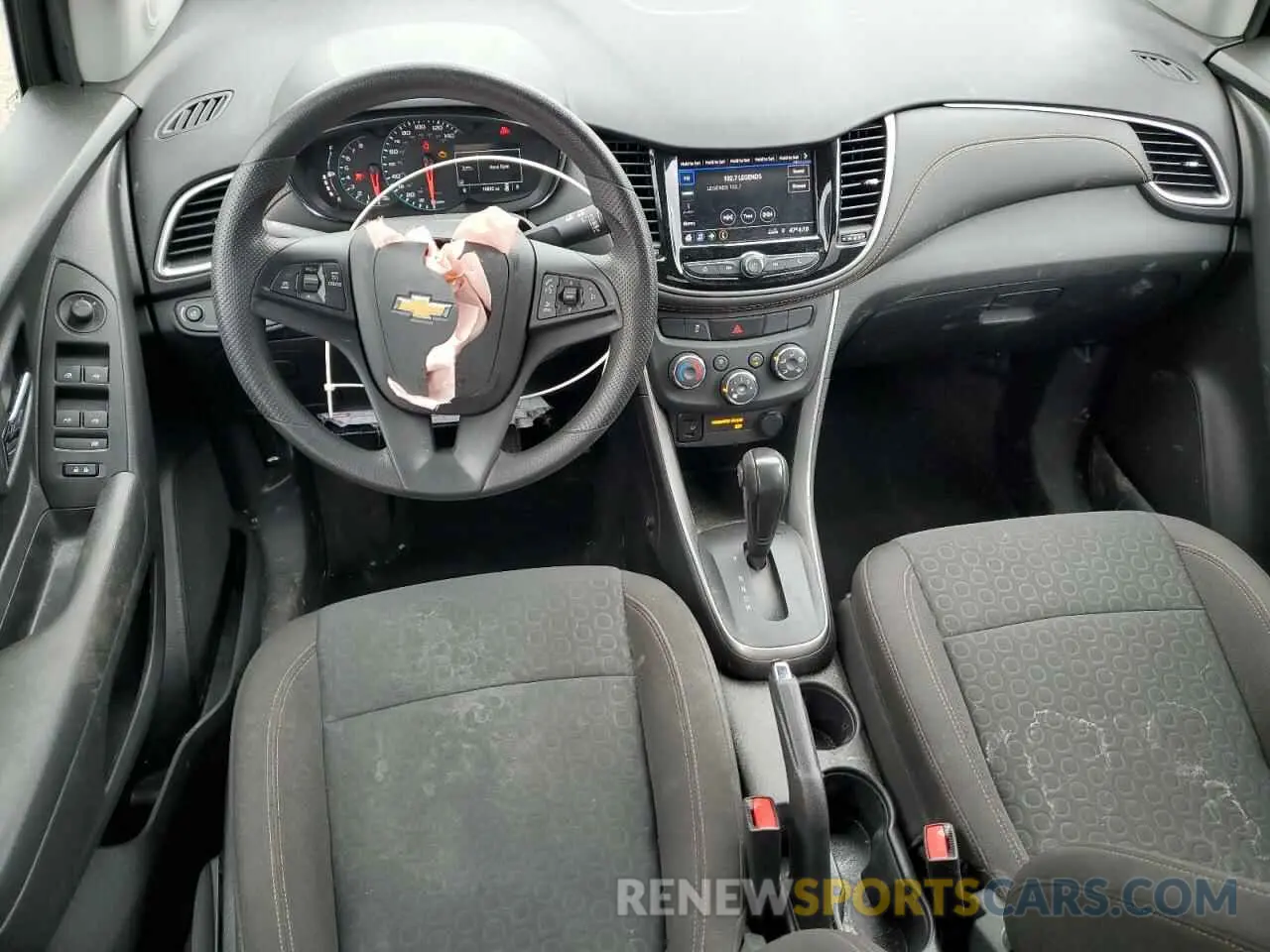 8 Photograph of a damaged car KL7CJNSM3NB520631 CHEVROLET TRAX 2022
