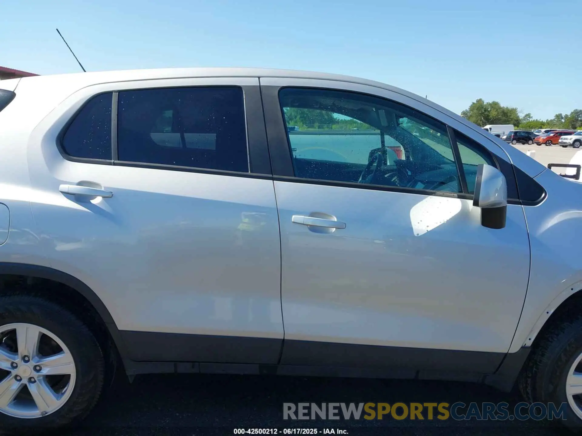 14 Photograph of a damaged car KL7CJNSM5NB503071 CHEVROLET TRAX 2022