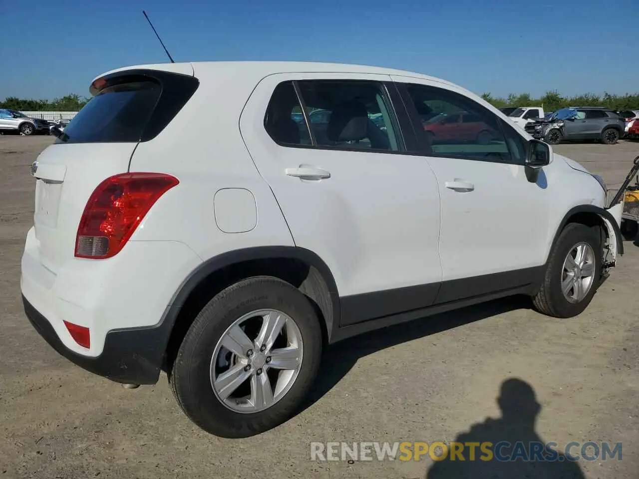 3 Photograph of a damaged car KL7CJNSM8NB506546 CHEVROLET TRAX 2022