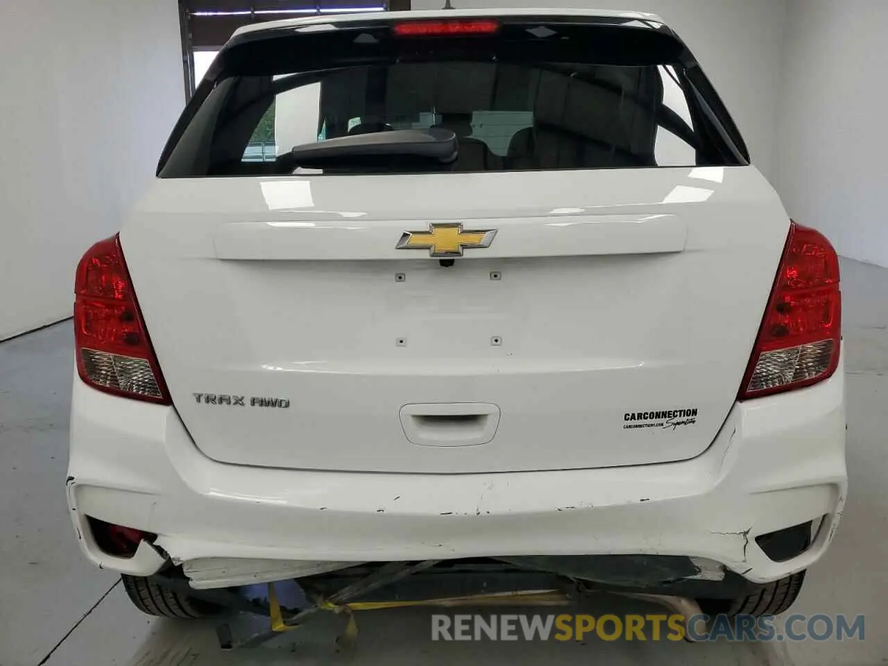6 Photograph of a damaged car KL7CJNSM9NB512209 CHEVROLET TRAX 2022