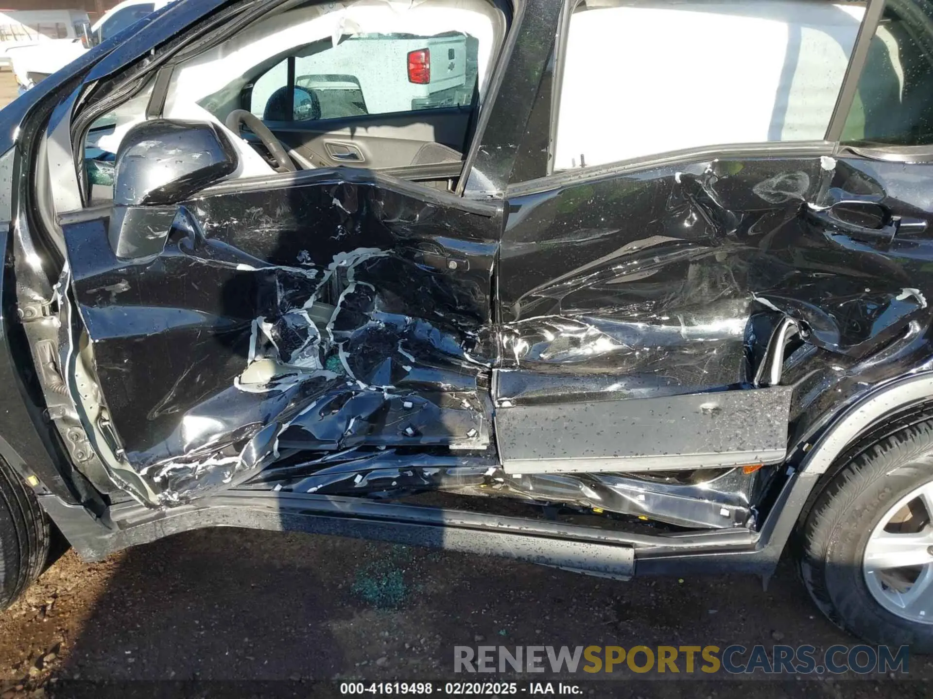 14 Photograph of a damaged car KL7CJNSM9NB550474 CHEVROLET TRAX 2022