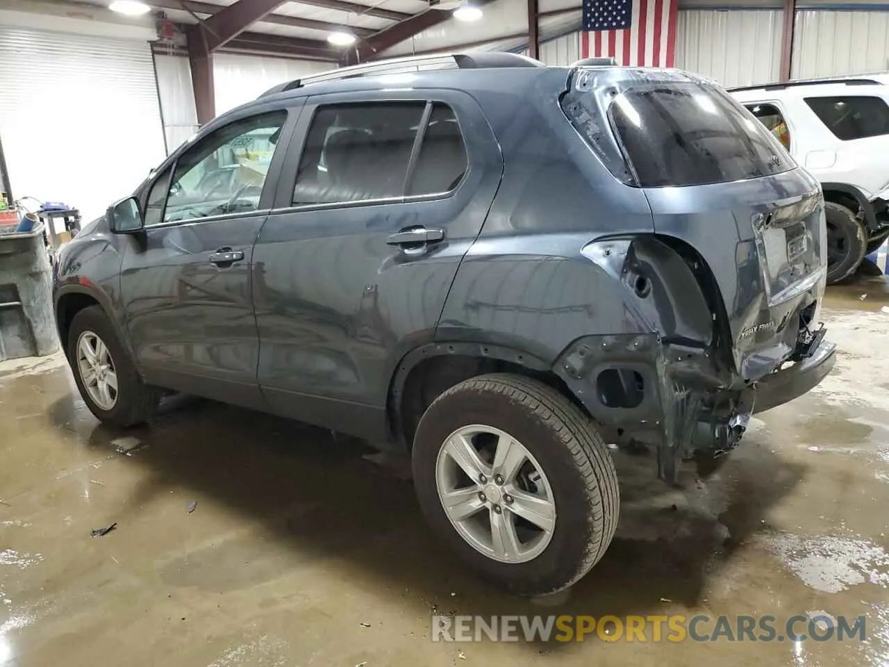 2 Photograph of a damaged car KL7CJPSM0NB533199 CHEVROLET TRAX 2022