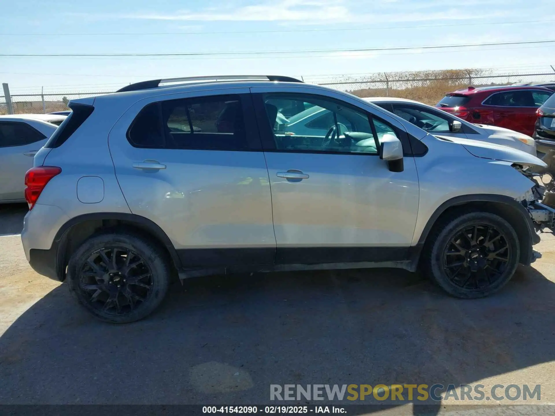 13 Photograph of a damaged car KL7CJPSM0NB561407 CHEVROLET TRAX 2022