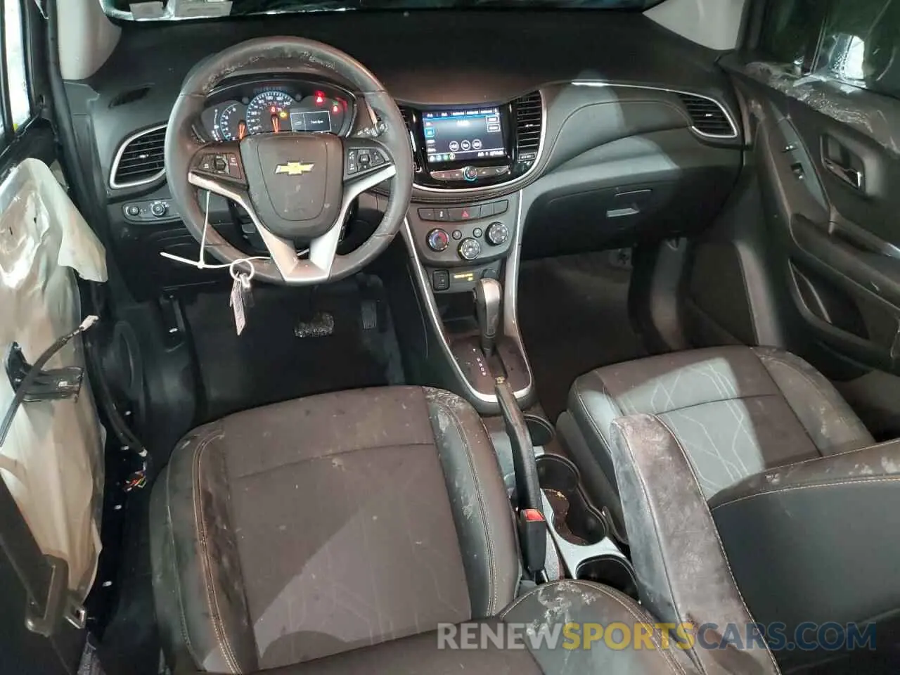 8 Photograph of a damaged car KL7CJPSM0NB565926 CHEVROLET TRAX 2022