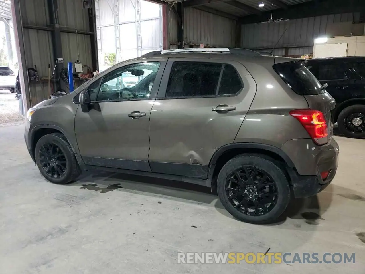 2 Photograph of a damaged car KL7CJPSM1NB530439 CHEVROLET TRAX 2022
