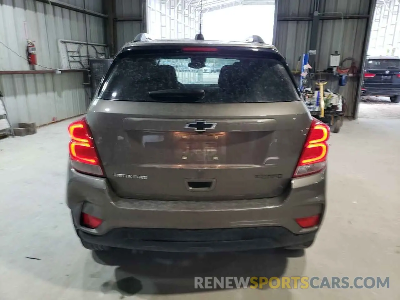 6 Photograph of a damaged car KL7CJPSM1NB530439 CHEVROLET TRAX 2022