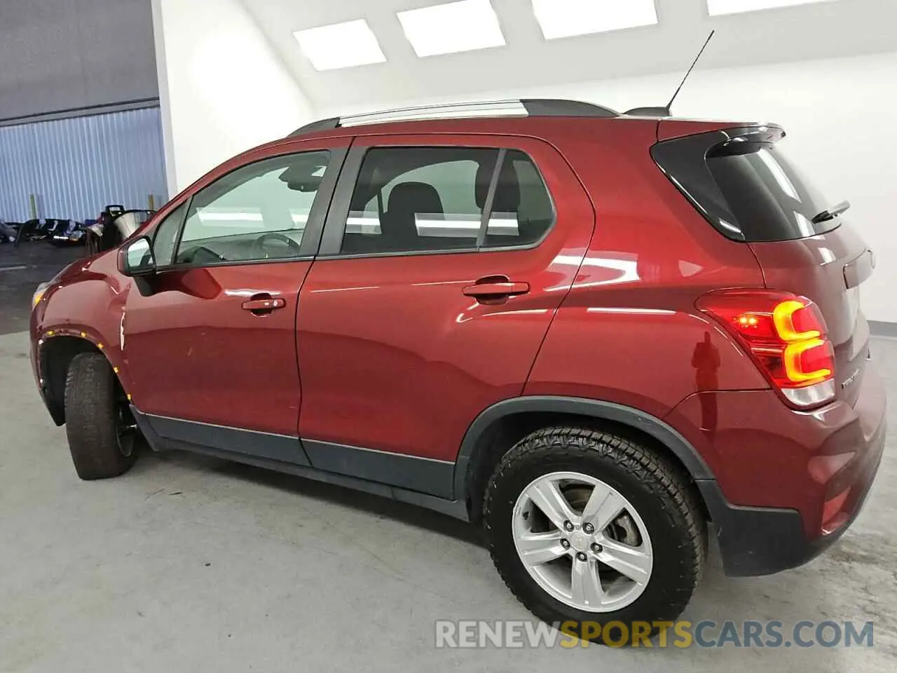 2 Photograph of a damaged car KL7CJPSM1NB539805 CHEVROLET TRAX 2022