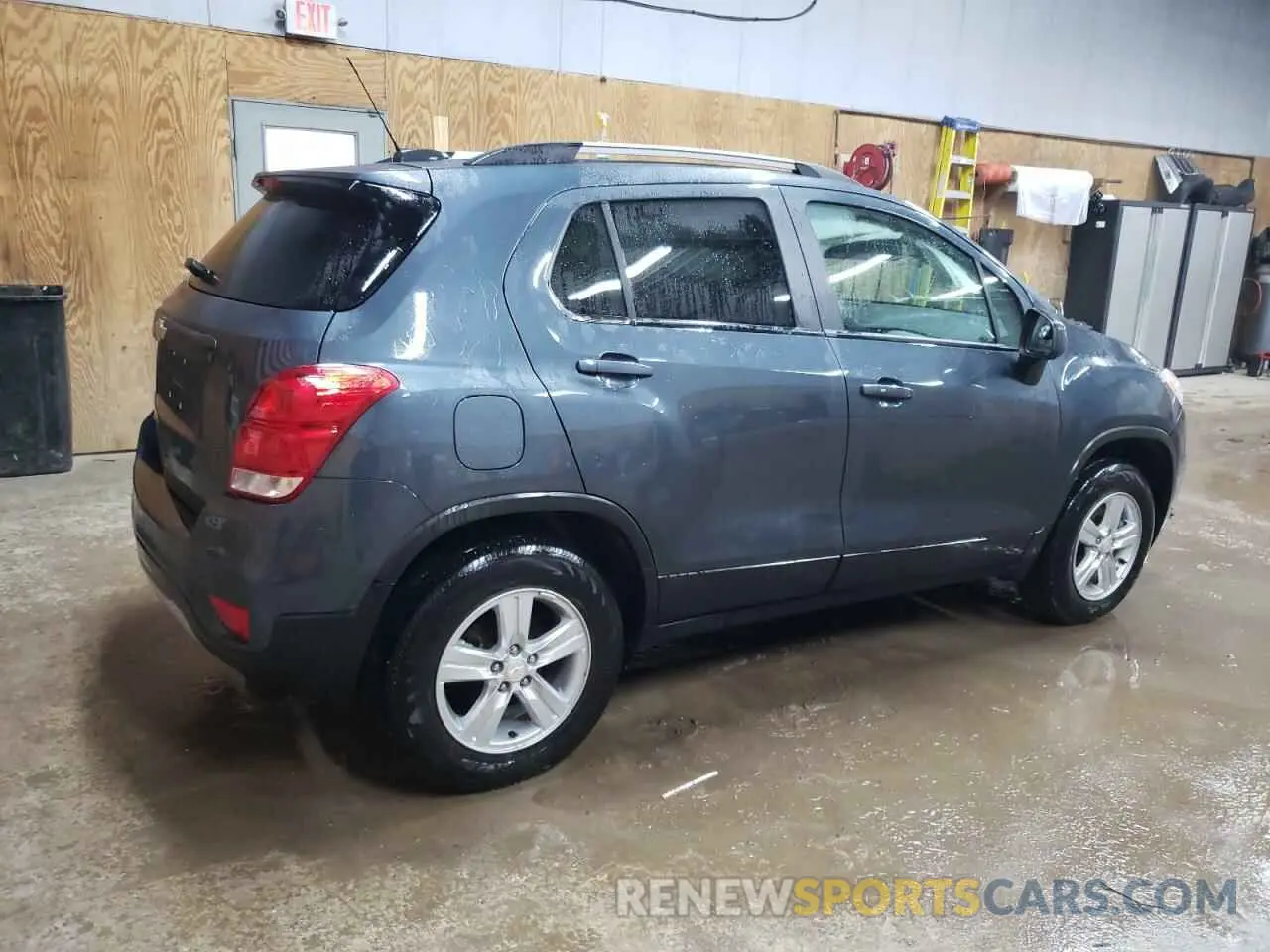3 Photograph of a damaged car KL7CJPSM1NB541148 CHEVROLET TRAX 2022