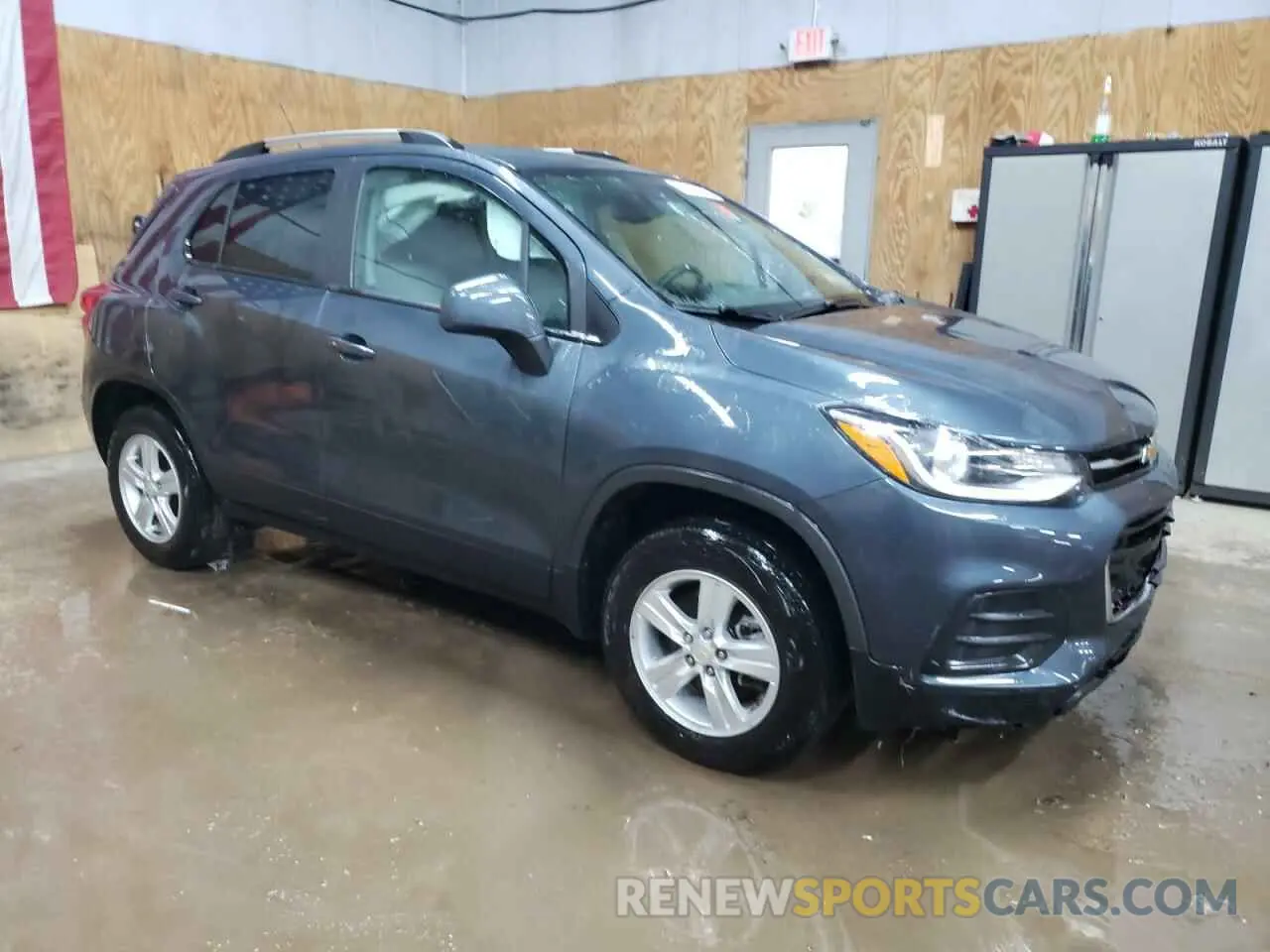 4 Photograph of a damaged car KL7CJPSM1NB541148 CHEVROLET TRAX 2022