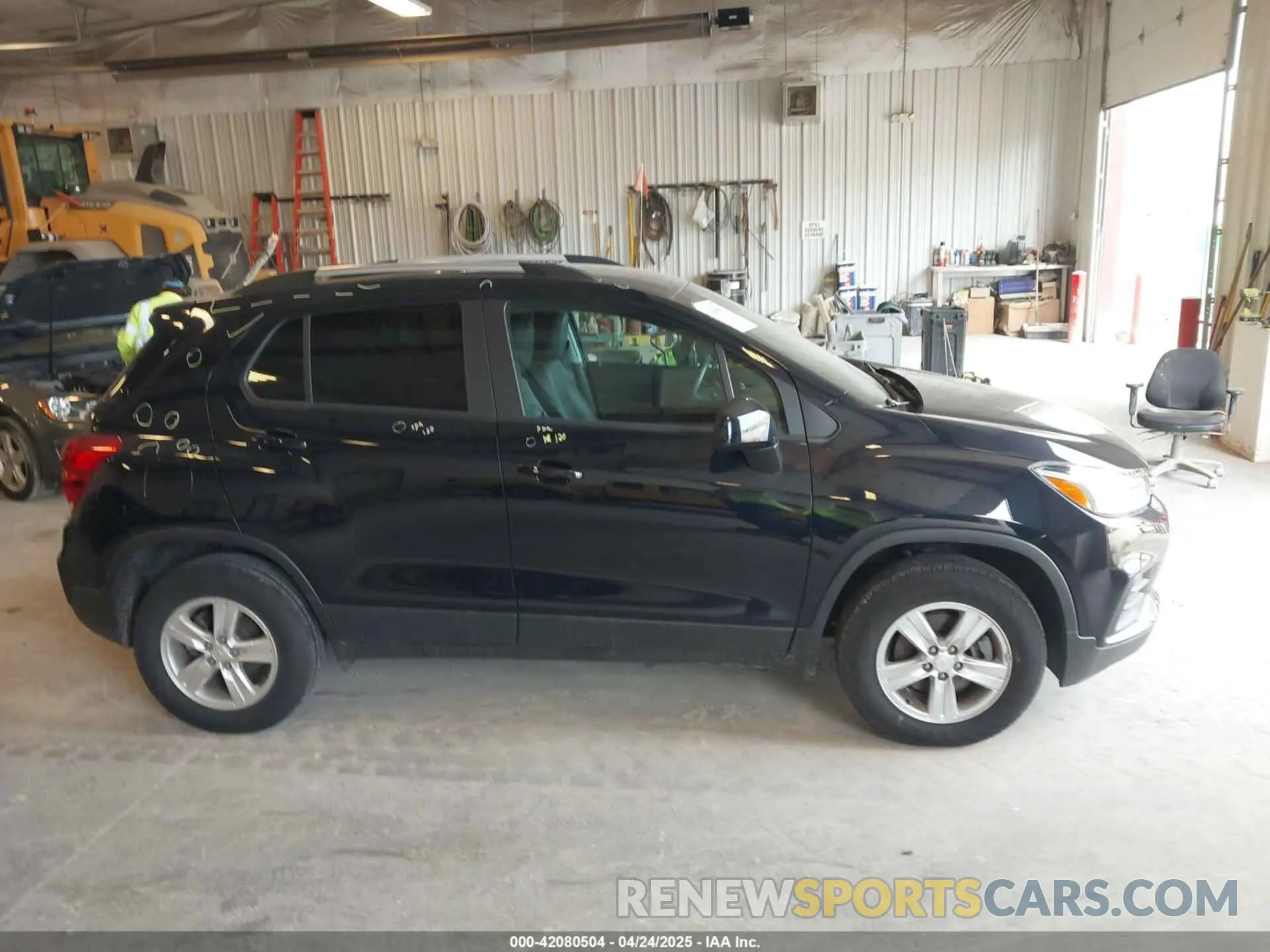 13 Photograph of a damaged car KL7CJPSM1NB563974 CHEVROLET TRAX 2022