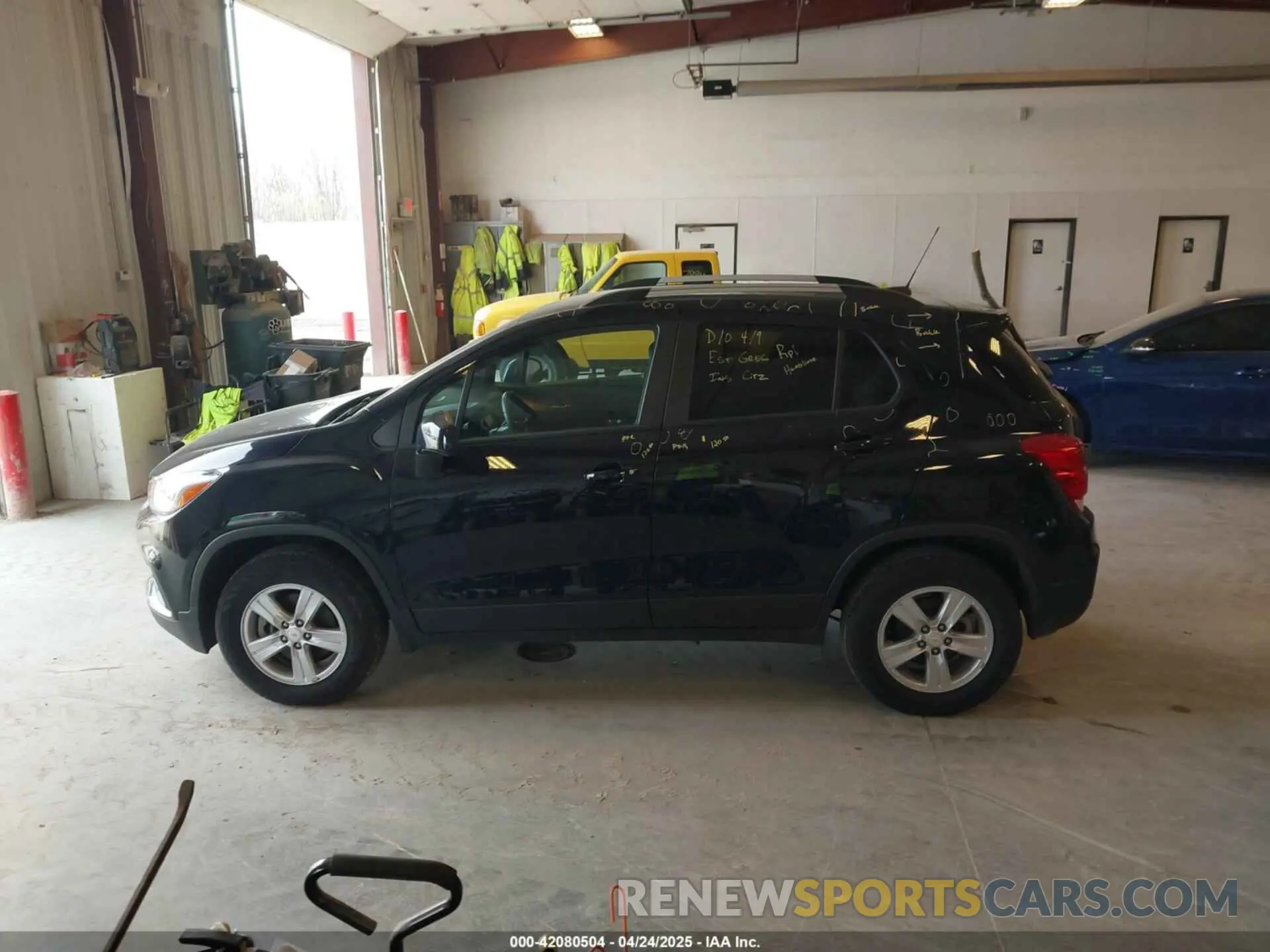 14 Photograph of a damaged car KL7CJPSM1NB563974 CHEVROLET TRAX 2022