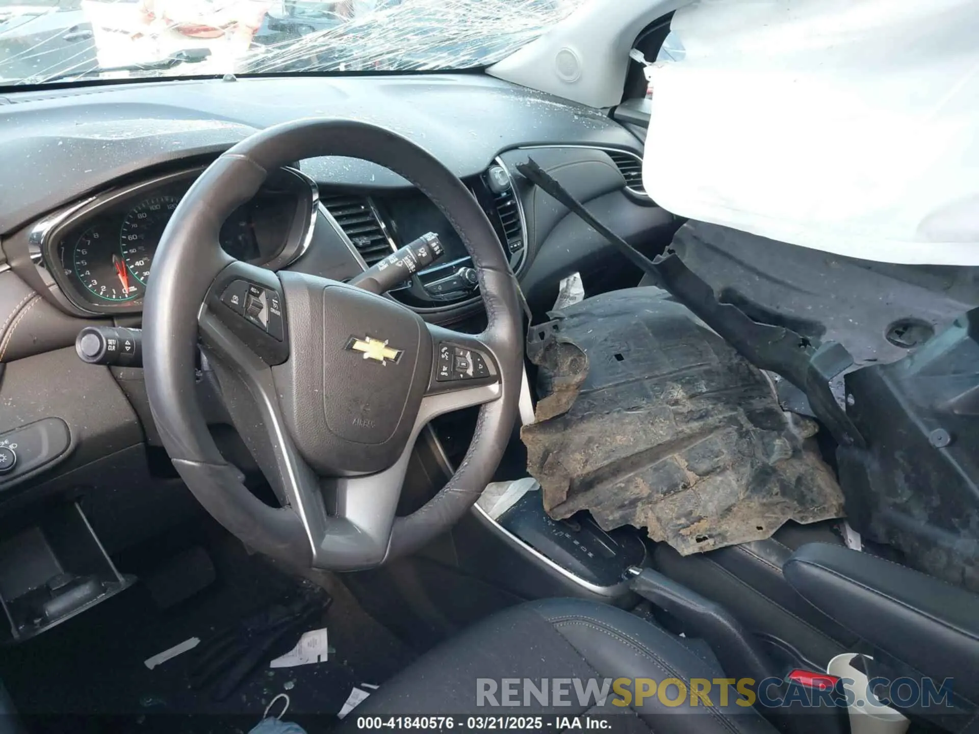5 Photograph of a damaged car KL7CJPSM1NB565966 CHEVROLET TRAX 2022