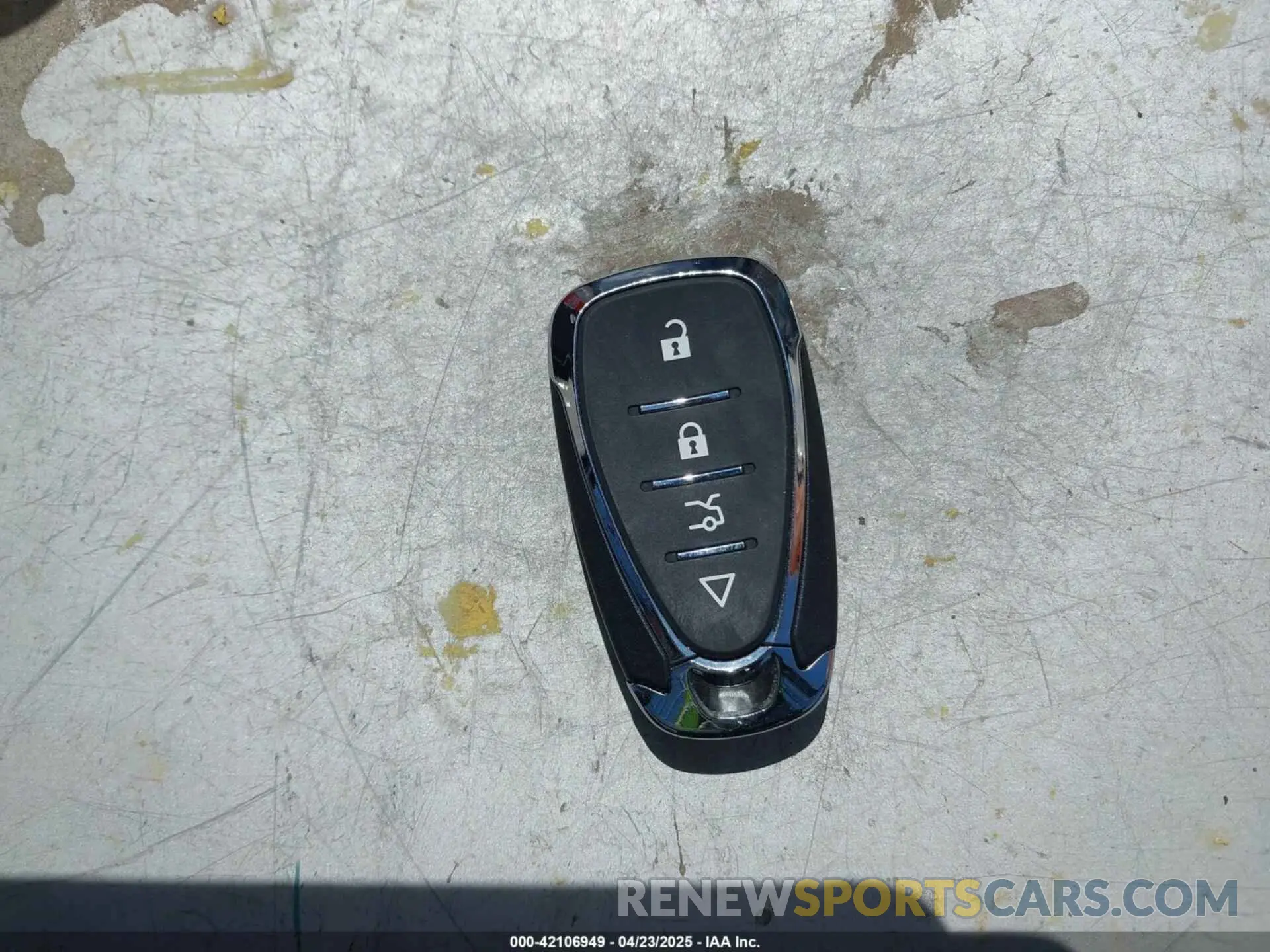 11 Photograph of a damaged car KL7CJPSM1NB569189 CHEVROLET TRAX 2022