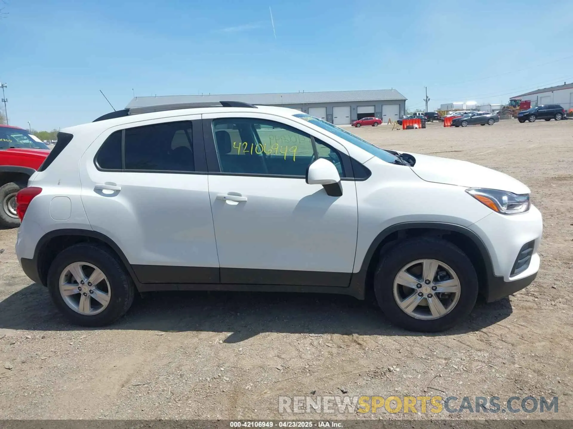 13 Photograph of a damaged car KL7CJPSM1NB569189 CHEVROLET TRAX 2022