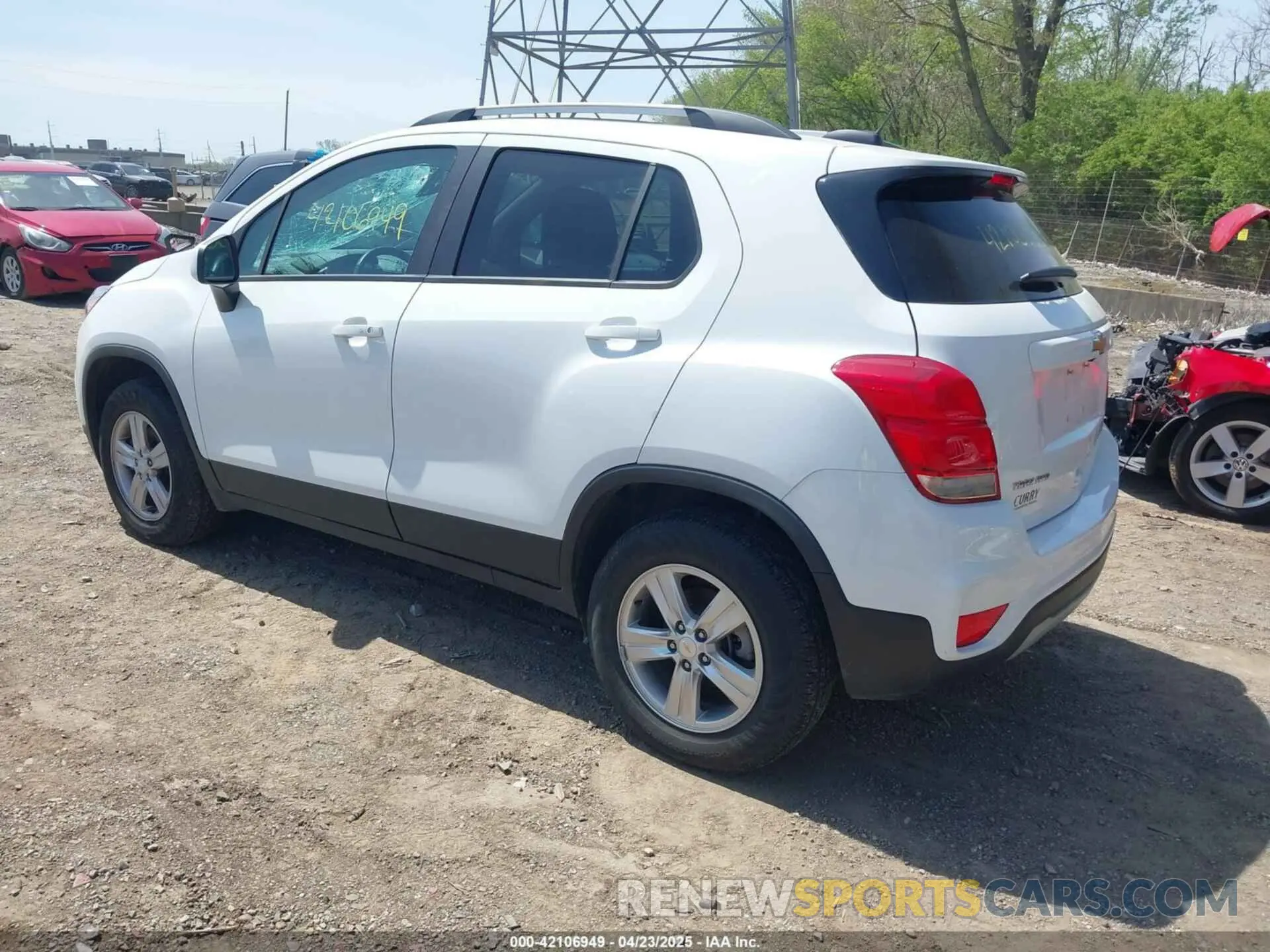 3 Photograph of a damaged car KL7CJPSM1NB569189 CHEVROLET TRAX 2022