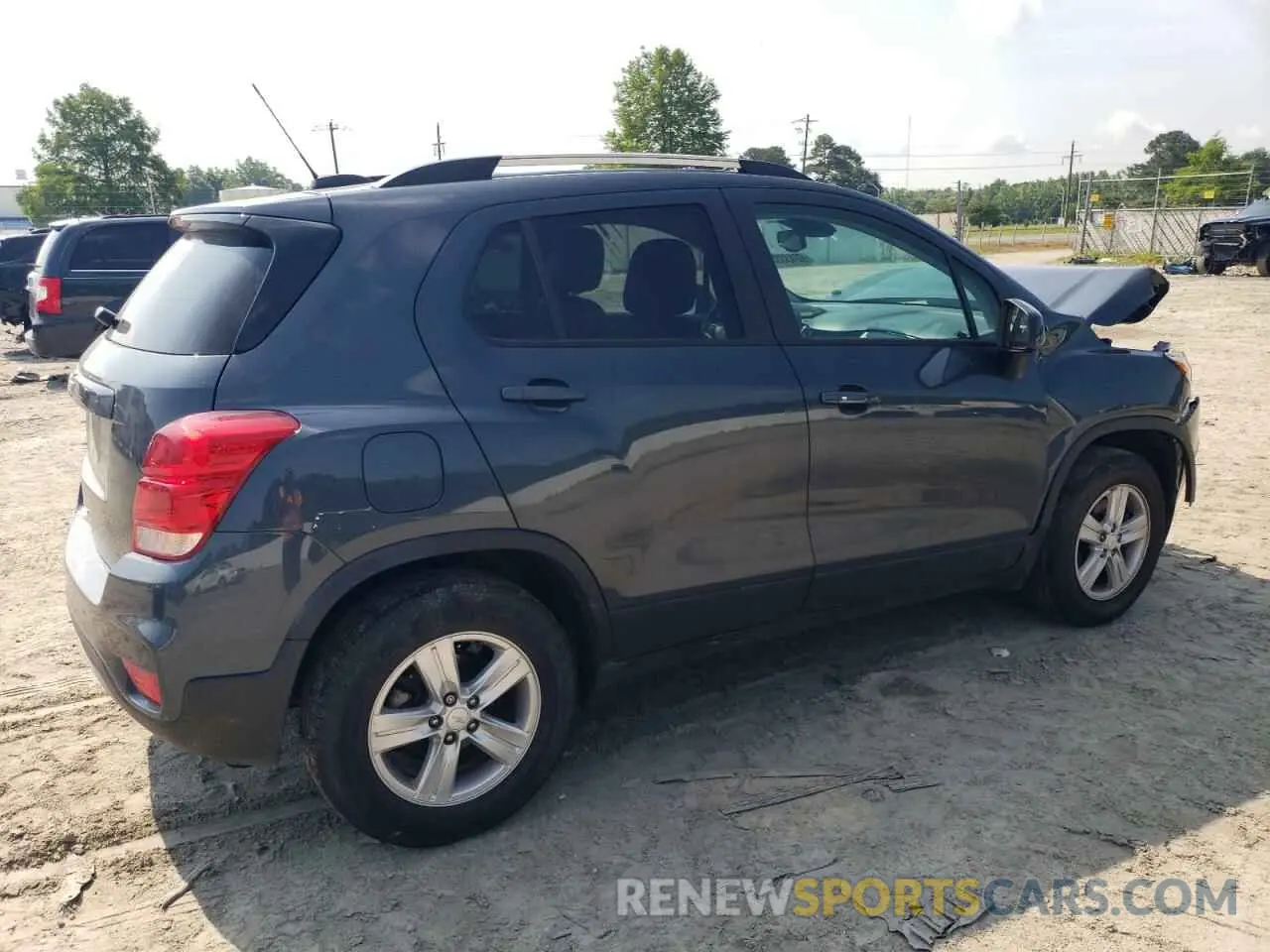 3 Photograph of a damaged car KL7CJPSM2NB512760 CHEVROLET TRAX 2022