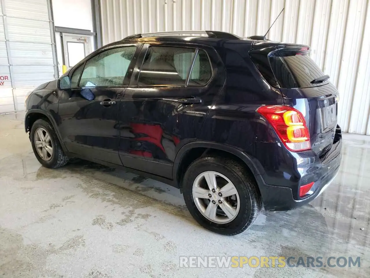2 Photograph of a damaged car KL7CJPSM3NB534444 CHEVROLET TRAX 2022