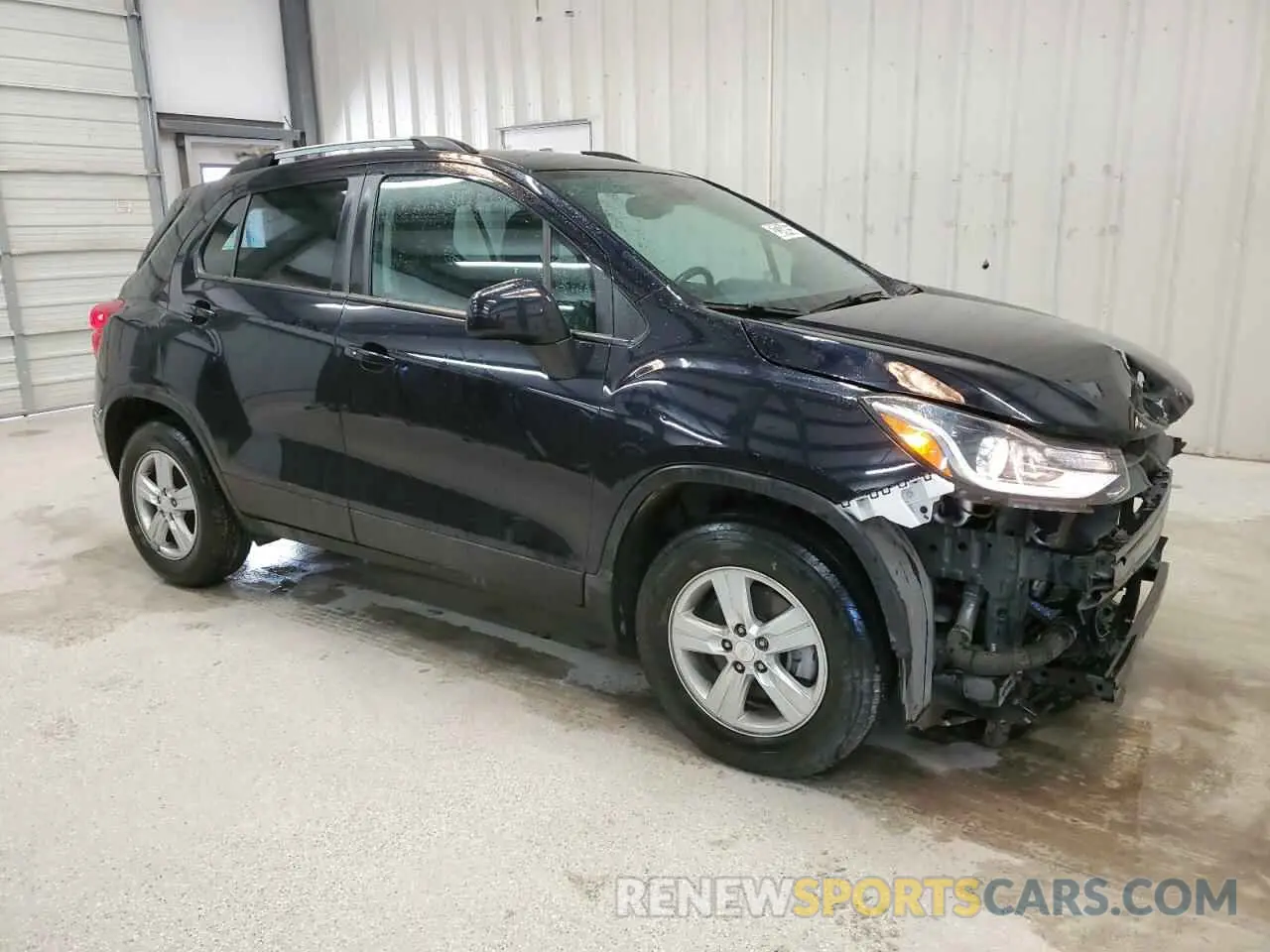 4 Photograph of a damaged car KL7CJPSM3NB534444 CHEVROLET TRAX 2022