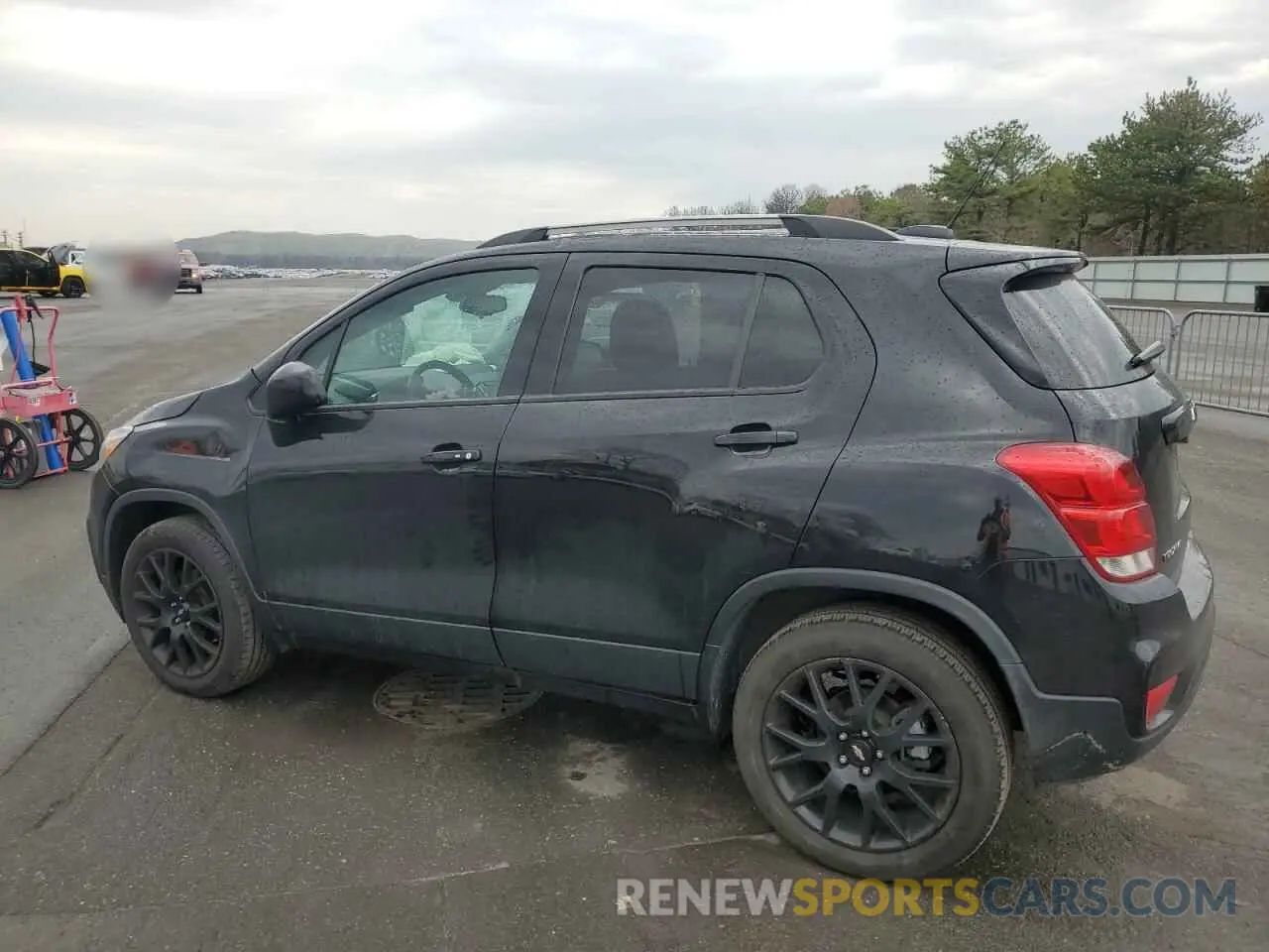 2 Photograph of a damaged car KL7CJPSM3NB536467 CHEVROLET TRAX 2022