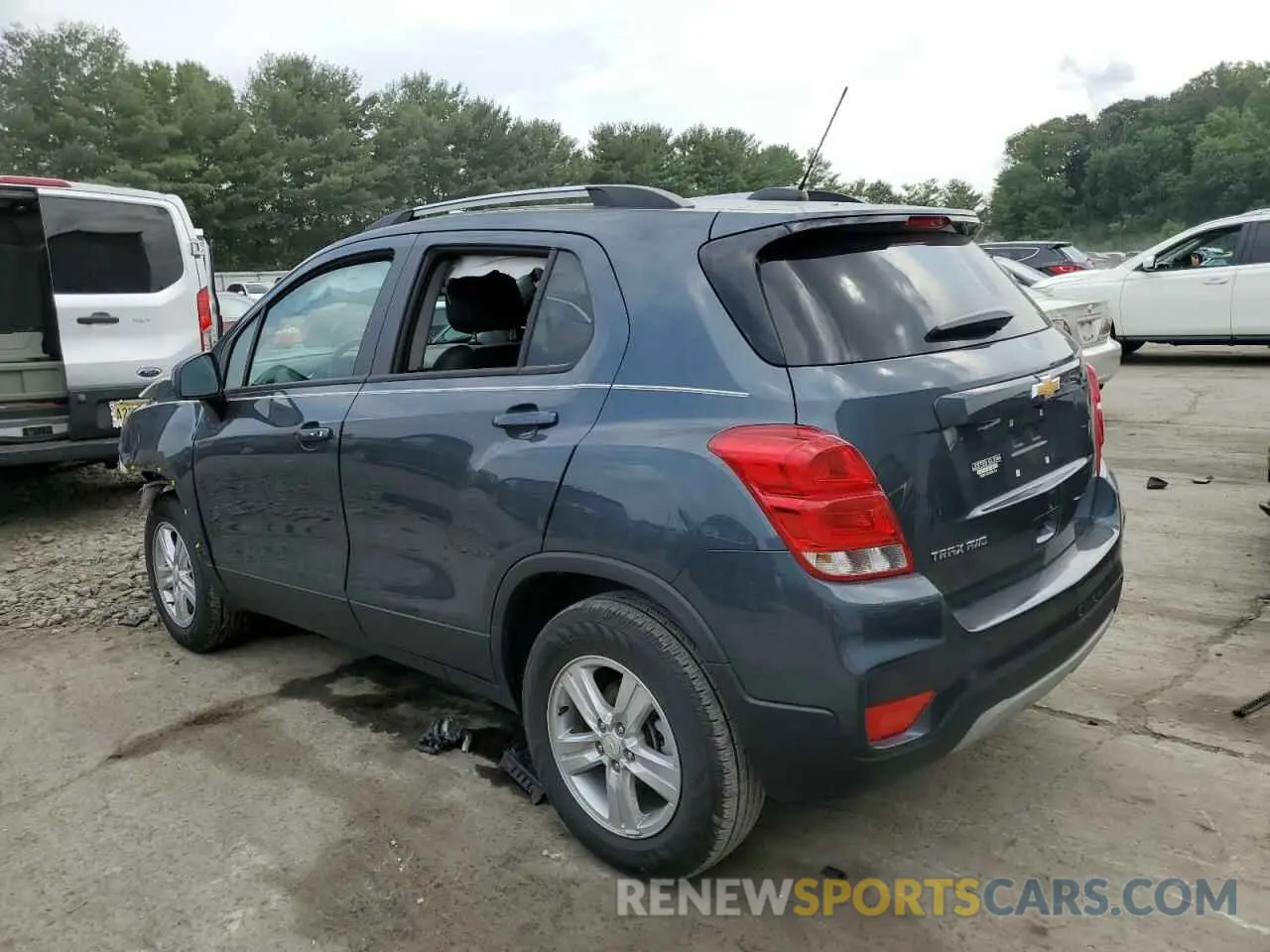 2 Photograph of a damaged car KL7CJPSM3NB540129 CHEVROLET TRAX 2022